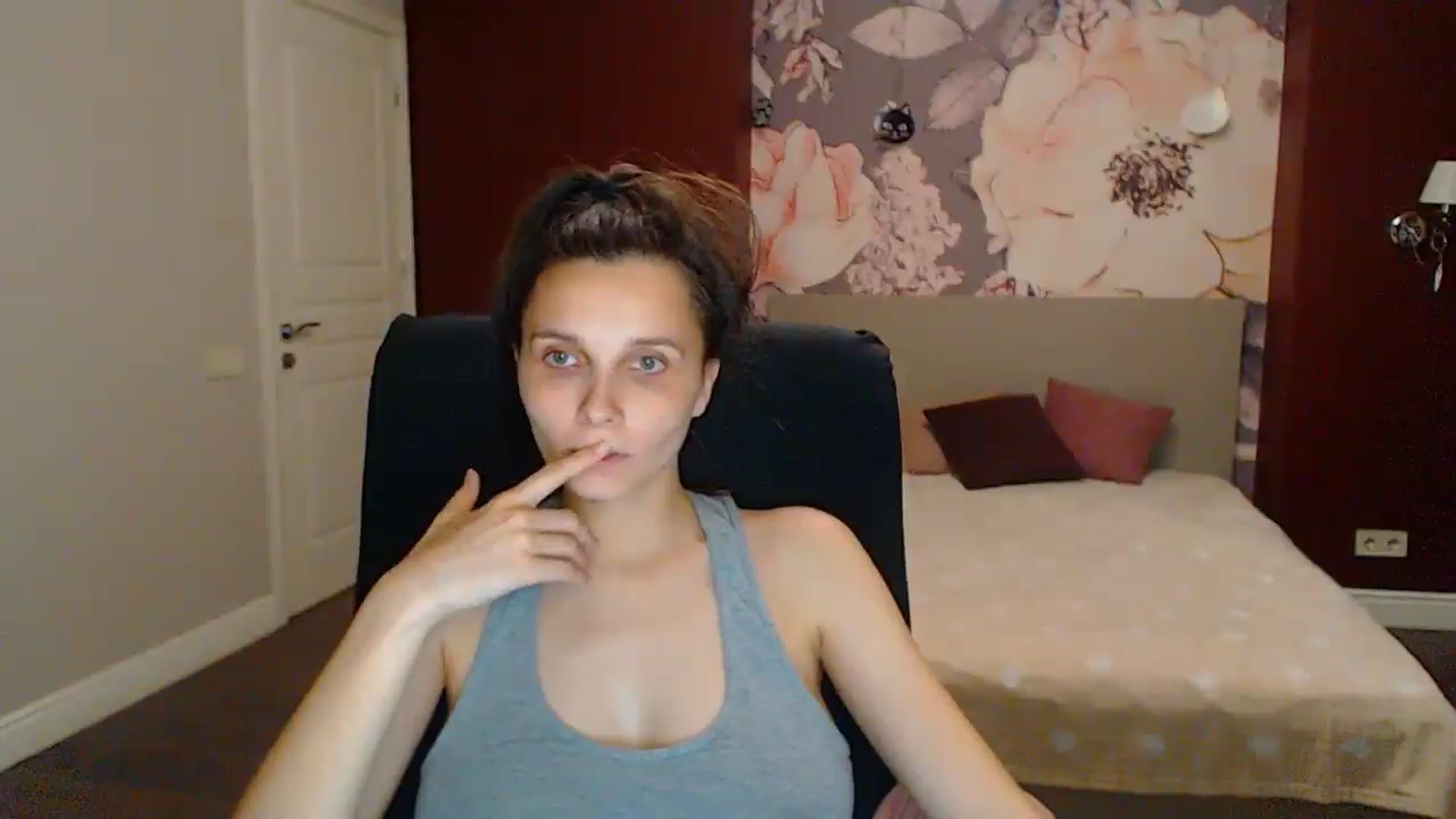 Gallery image thumbnail from Karina_Mils's myfreecams stream on, 06/21/2025, 20:34 image 2 of 20