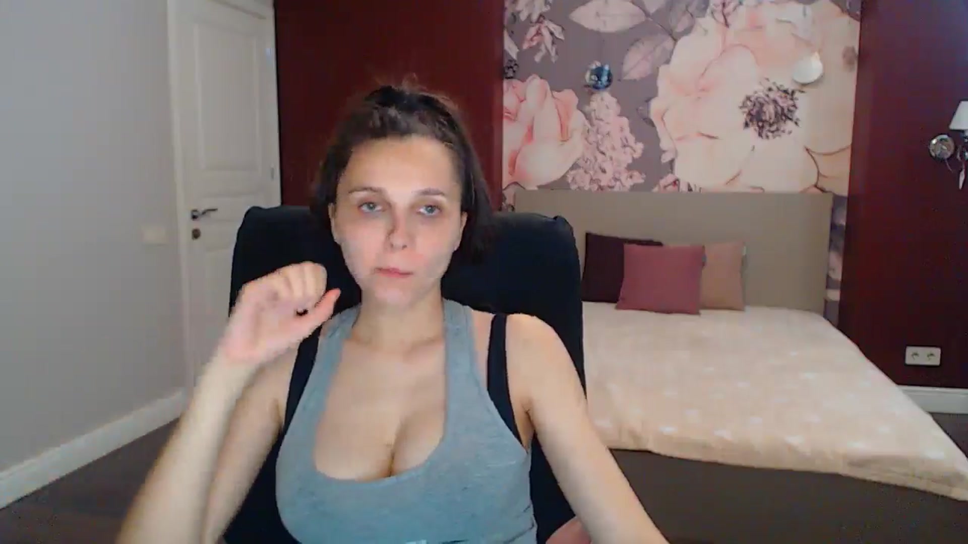 Gallery image thumbnail from Karina_Mils's myfreecams stream on, 06/22/2025, 15:18 image 19 of 20