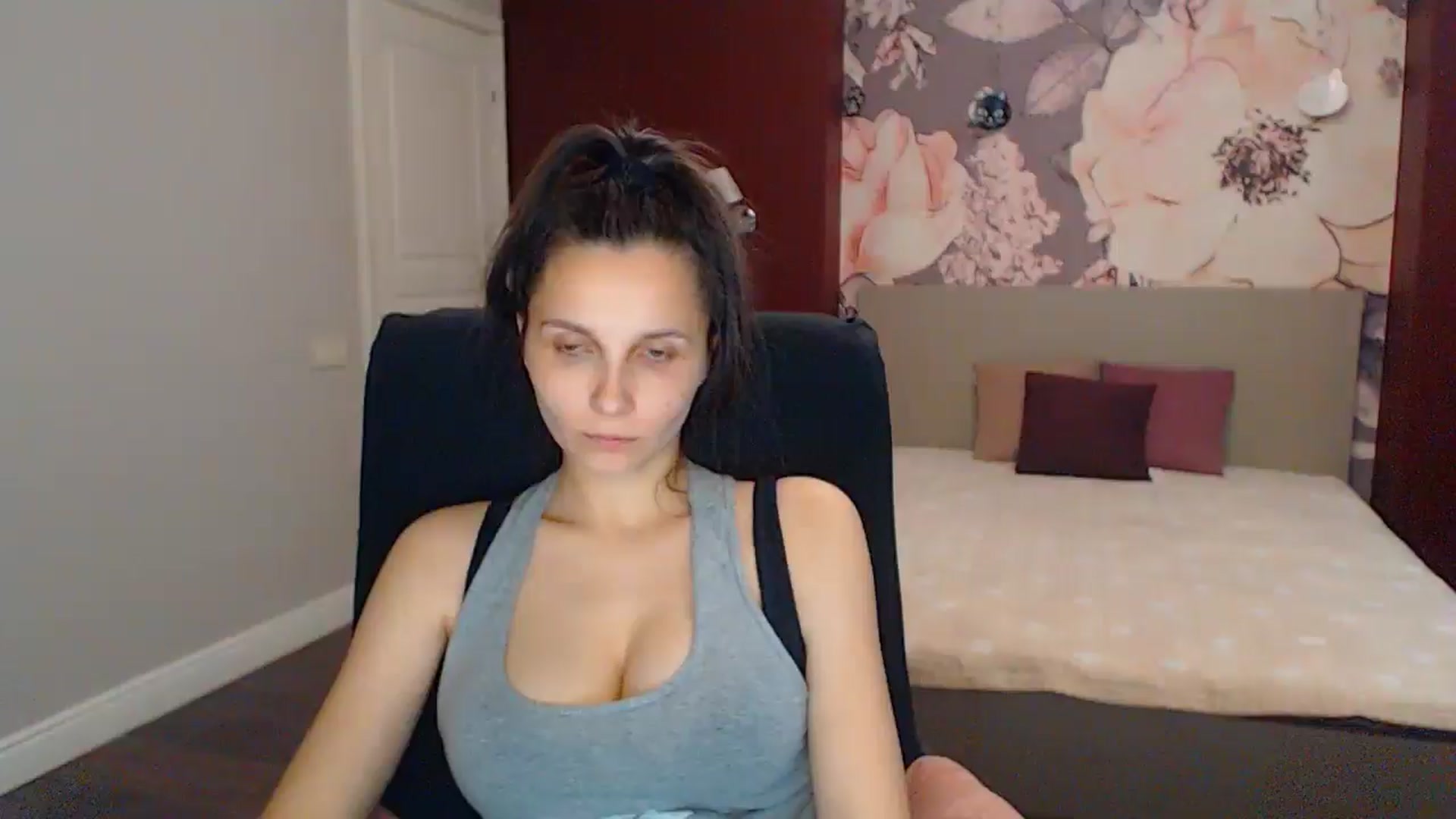 Gallery image thumbnail from Karina_Mils's myfreecams stream on, 06/29/2025, 15:41 image 20 of 20