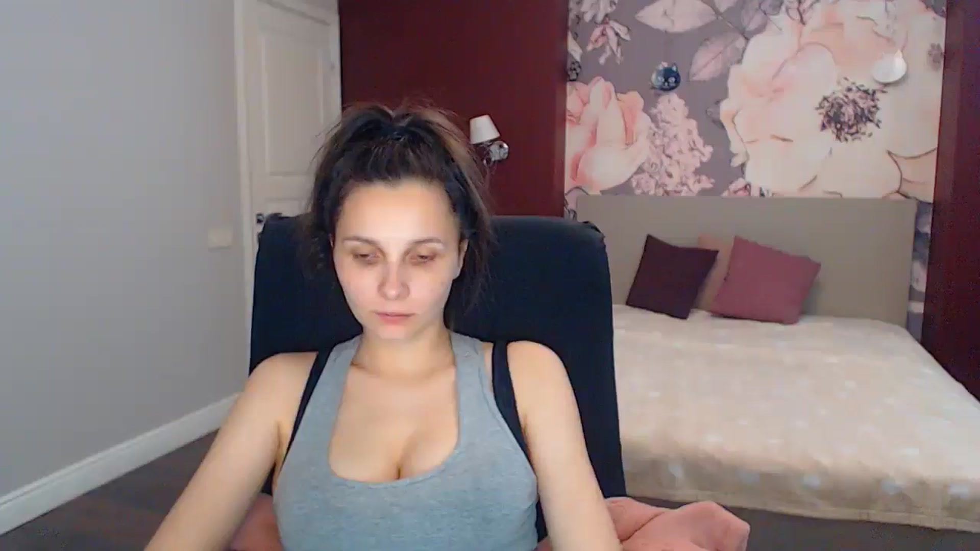 Gallery image thumbnail from Karina_Mils's myfreecams stream on, 06/30/2025, 11:17 image 3 of 20