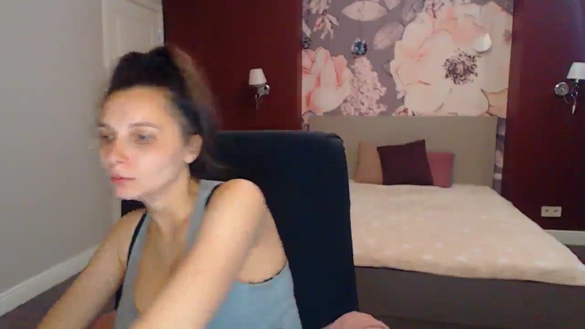 Gallery image thumbnail from Karina_Mils's myfreecams stream on, 07/12/2025, 16:13 image 11 of 20