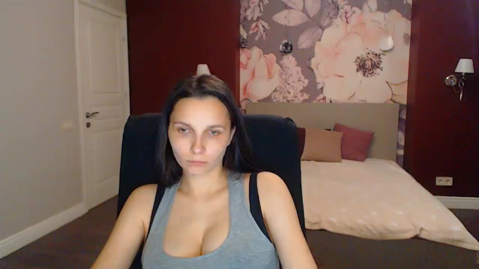 Gallery image thumbnail from Karina_Mils's myfreecams stream on, 07/18/2025, 17:02 image 19 of 20