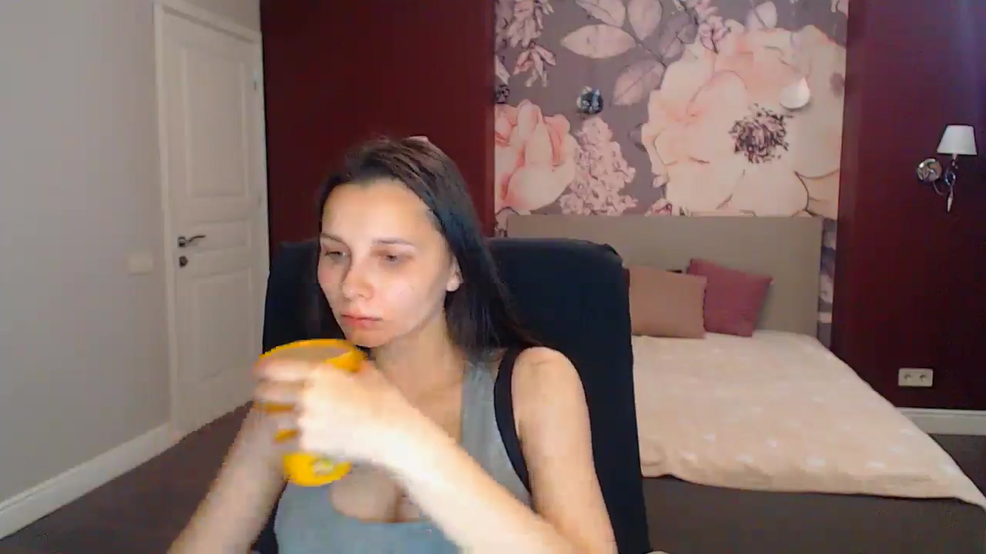 Gallery image thumbnail from Karina_Mils's myfreecams stream on, 07/18/2025, 17:02 image 3 of 20