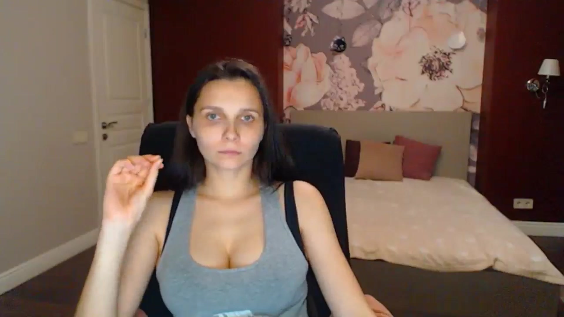 Gallery image thumbnail from Karina_Mils's myfreecams stream on, 07/18/2025, 19:48 image 5 of 20