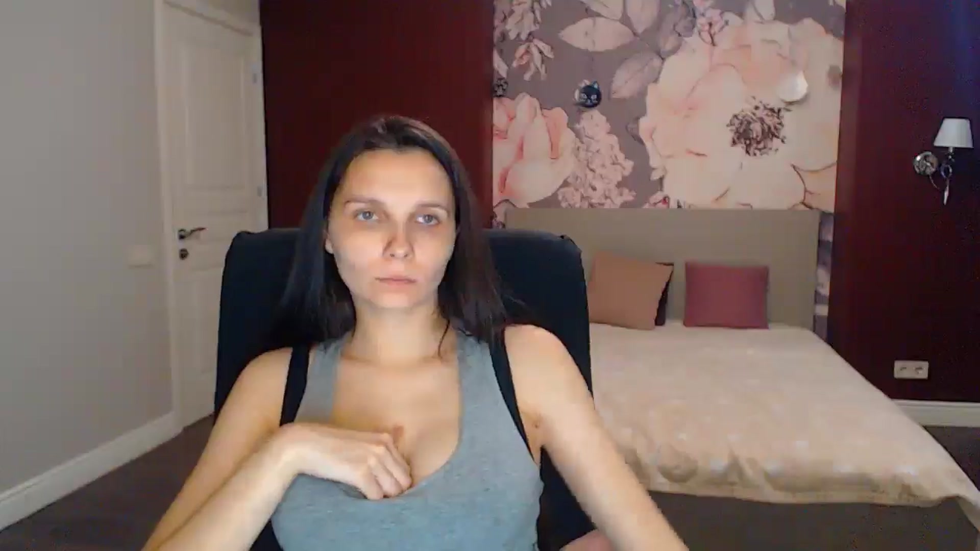 Gallery image thumbnail from Karina_Mils's myfreecams stream on, 07/19/2025, 15:58 image 20 of 20