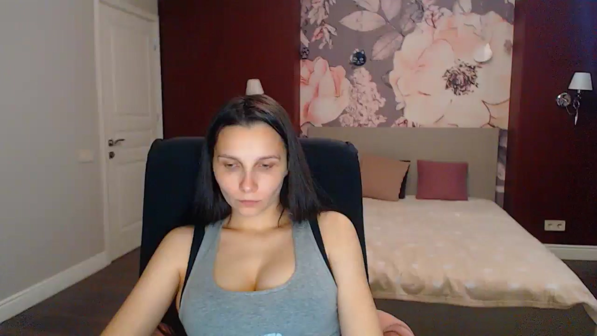 Gallery image thumbnail from Karina_Mils's myfreecams stream on, 07/19/2025, 15:58 image 1 of 20