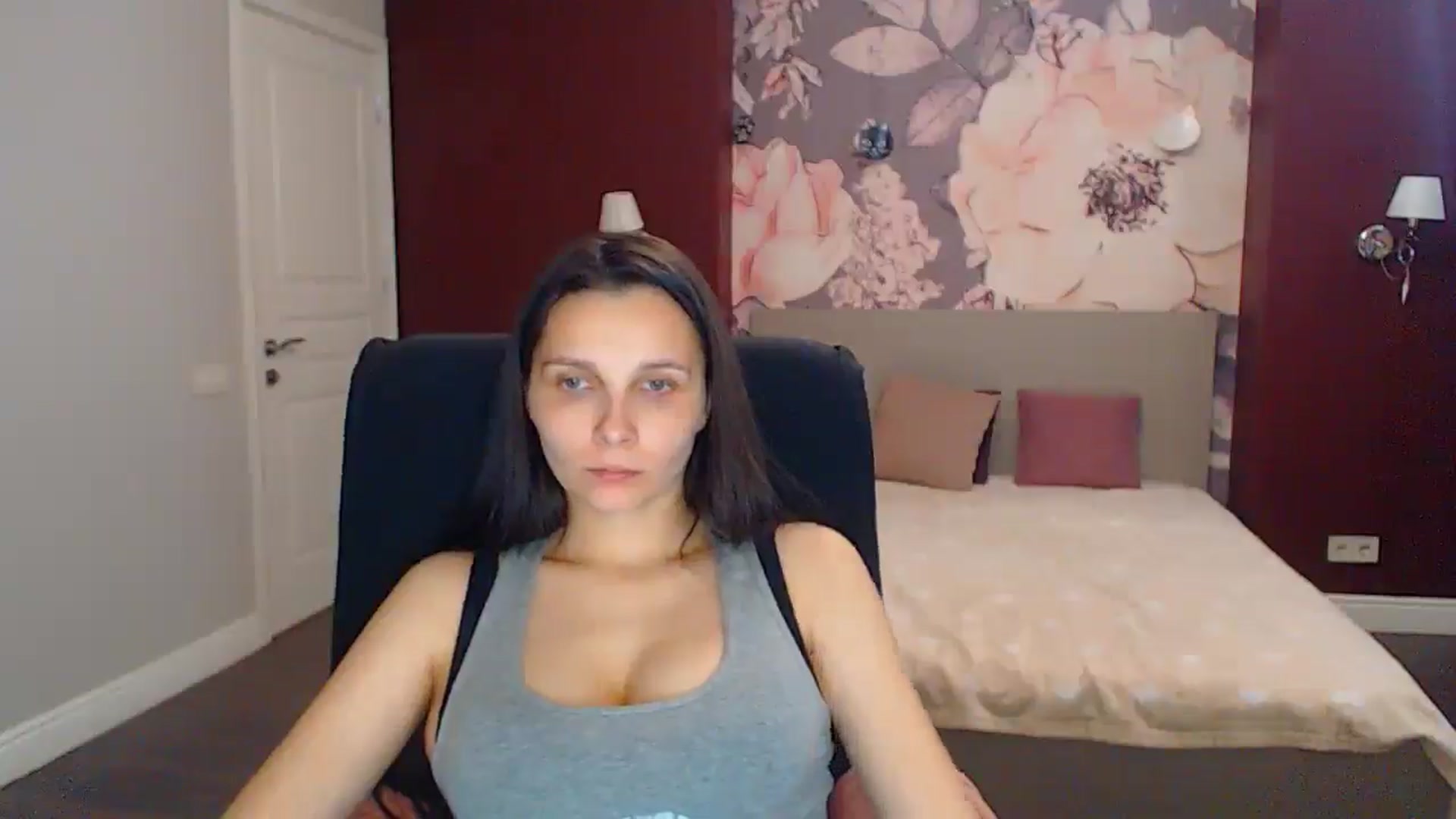 Gallery image thumbnail from Karina_Mils's myfreecams stream on, 07/19/2025, 15:58 image 11 of 20