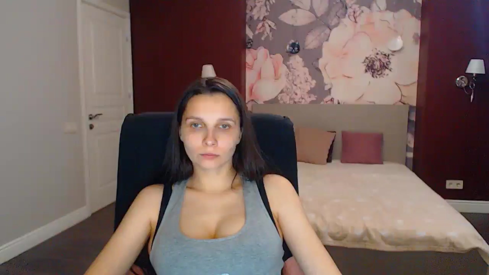 Gallery image thumbnail from Karina_Mils's myfreecams stream on, 07/19/2025, 15:58 image 5 of 20