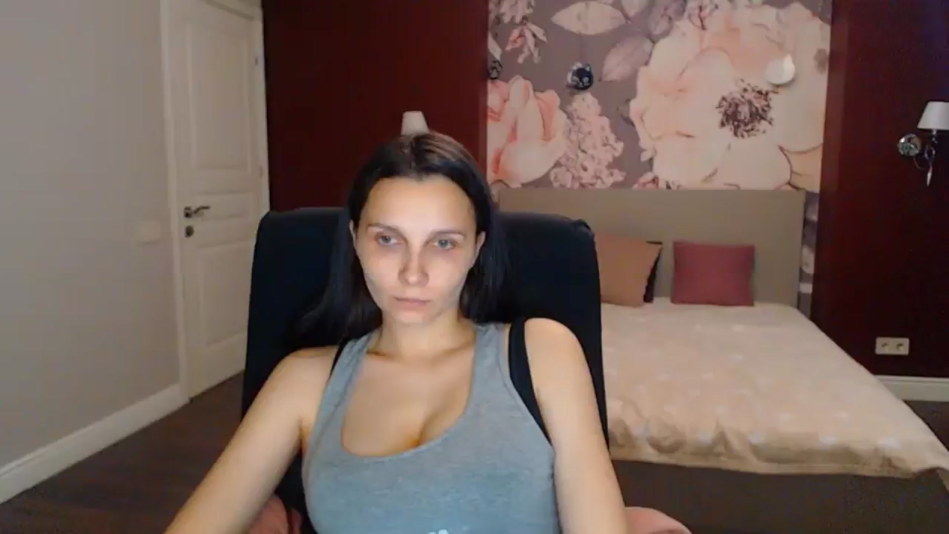 Gallery image thumbnail from Karina_Mils's myfreecams stream on, 07/19/2025, 16:57 image 1 of 20