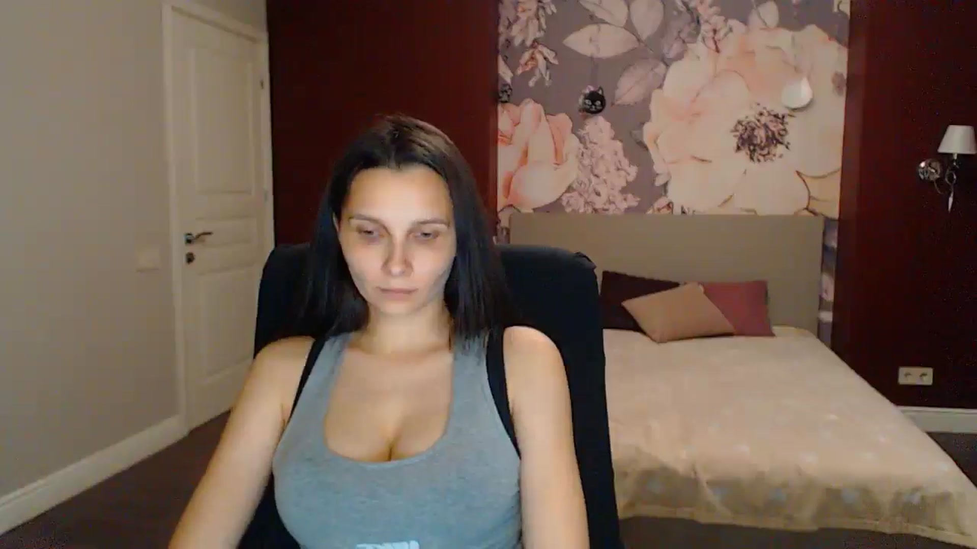 Gallery image thumbnail from Karina_Mils's myfreecams stream on, 07/19/2025, 20:47 image 20 of 20