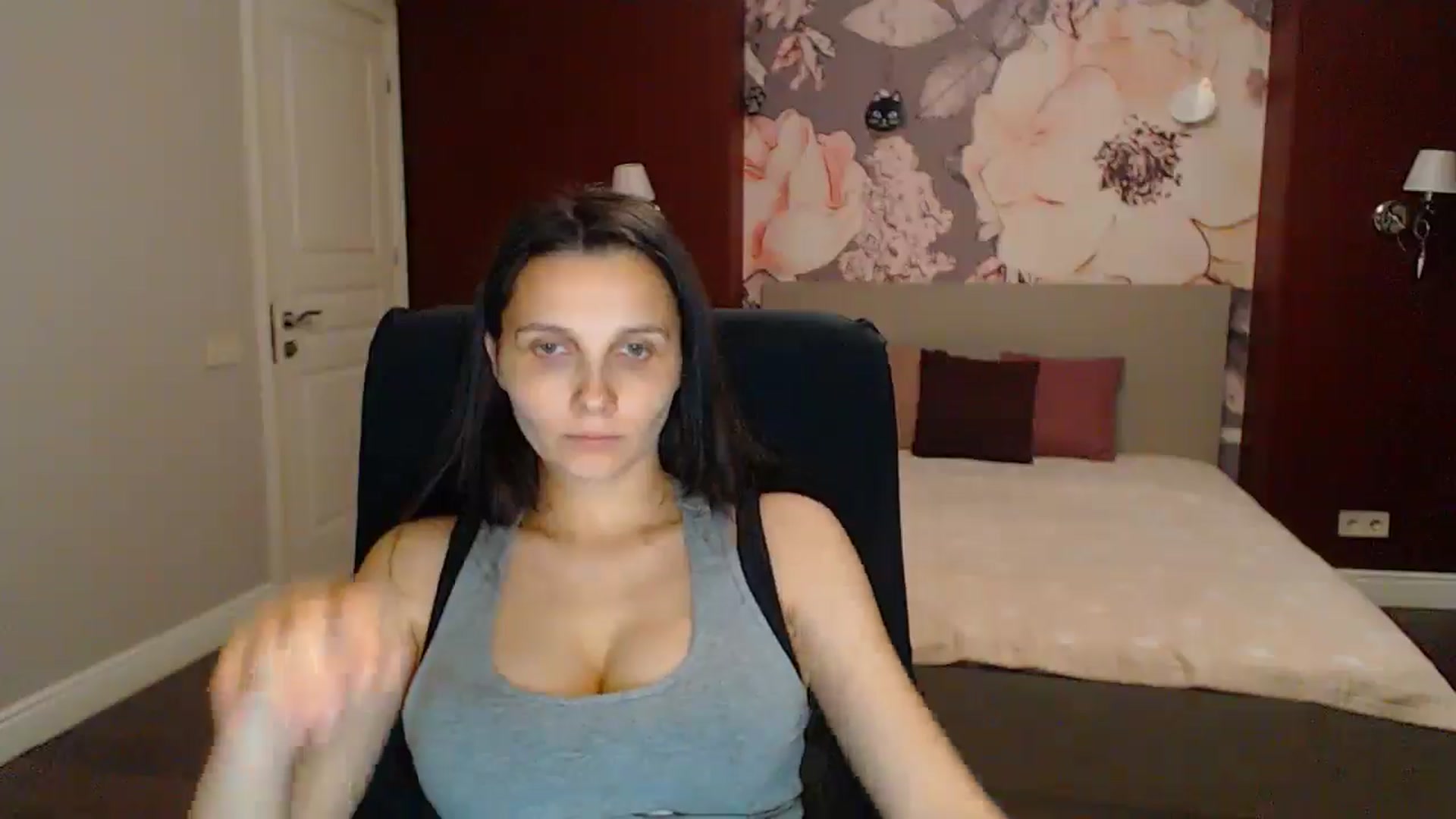 Gallery image thumbnail from Karina_Mils's myfreecams stream on, 07/20/2025, 18:32 image 20 of 20