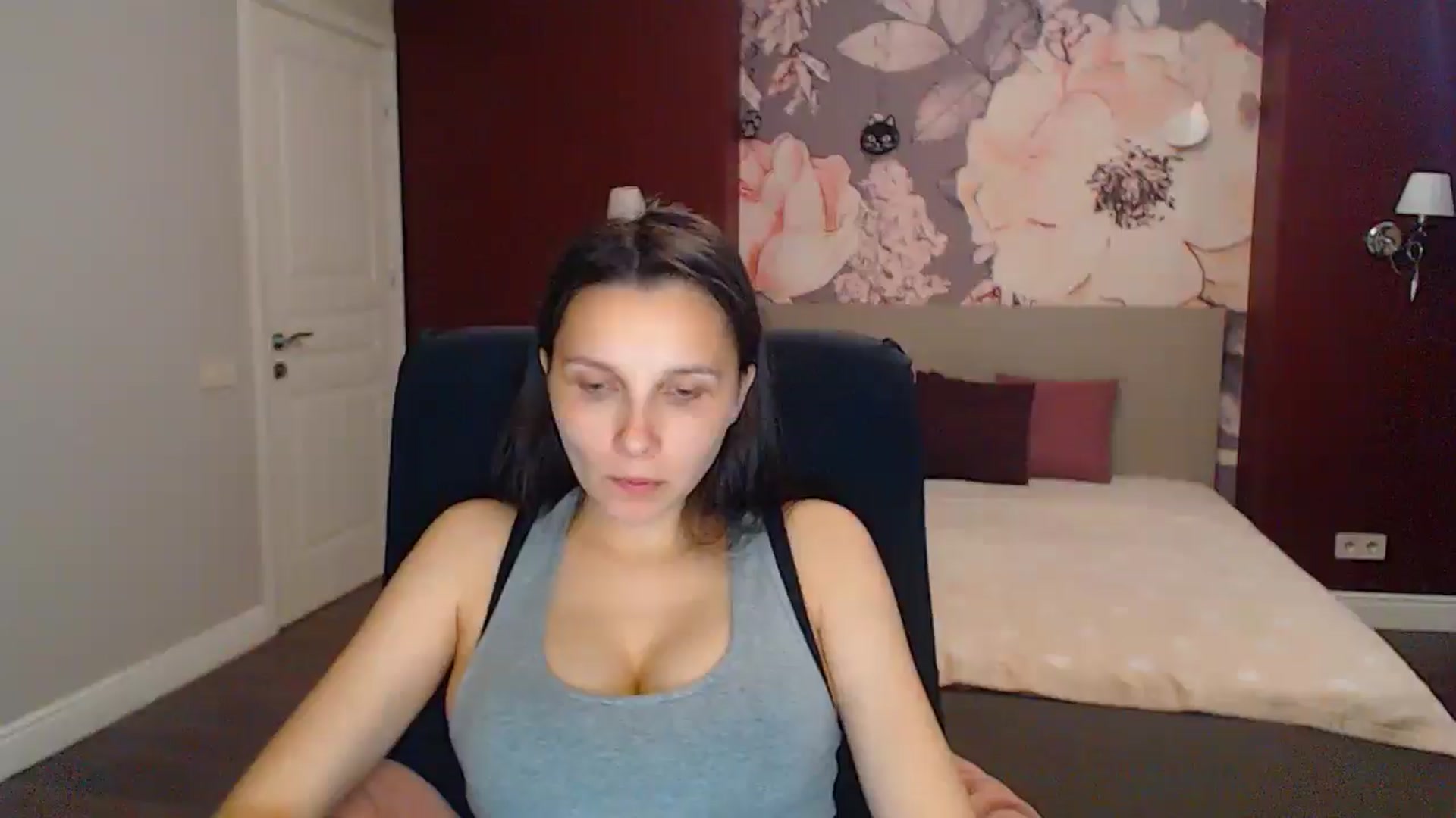 Gallery image thumbnail from Karina_Mils's myfreecams stream on, 07/20/2025, 18:32 image 1 of 20