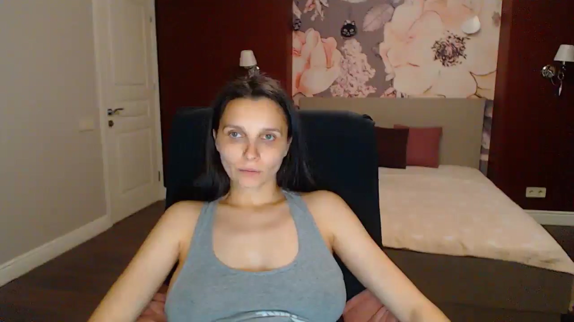 Gallery image thumbnail from Karina_Mils's myfreecams stream on, 07/20/2025, 18:55 image 5 of 20