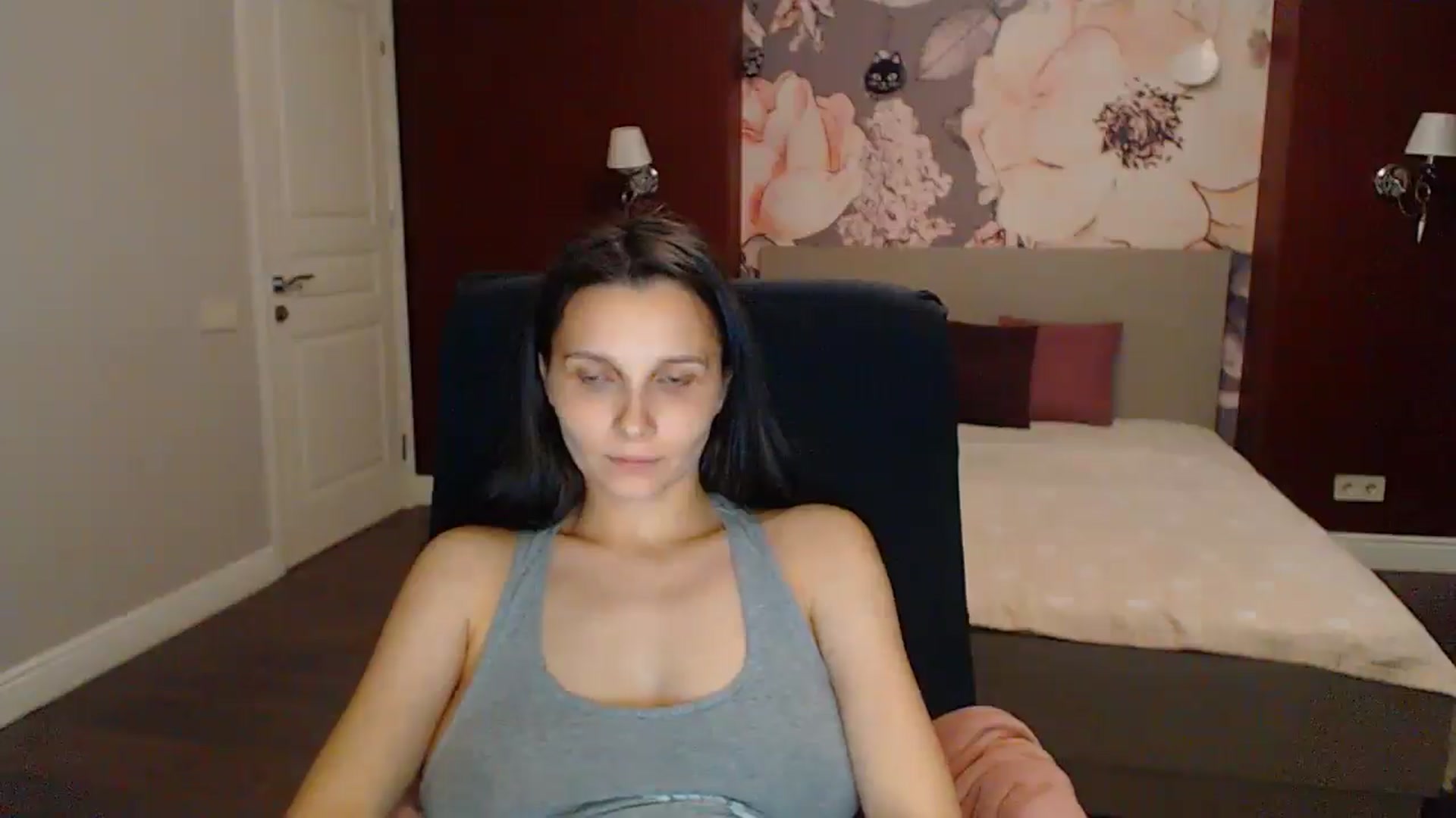 Gallery image thumbnail from Karina_Mils's myfreecams stream on, 07/20/2025, 18:55 image 13 of 20