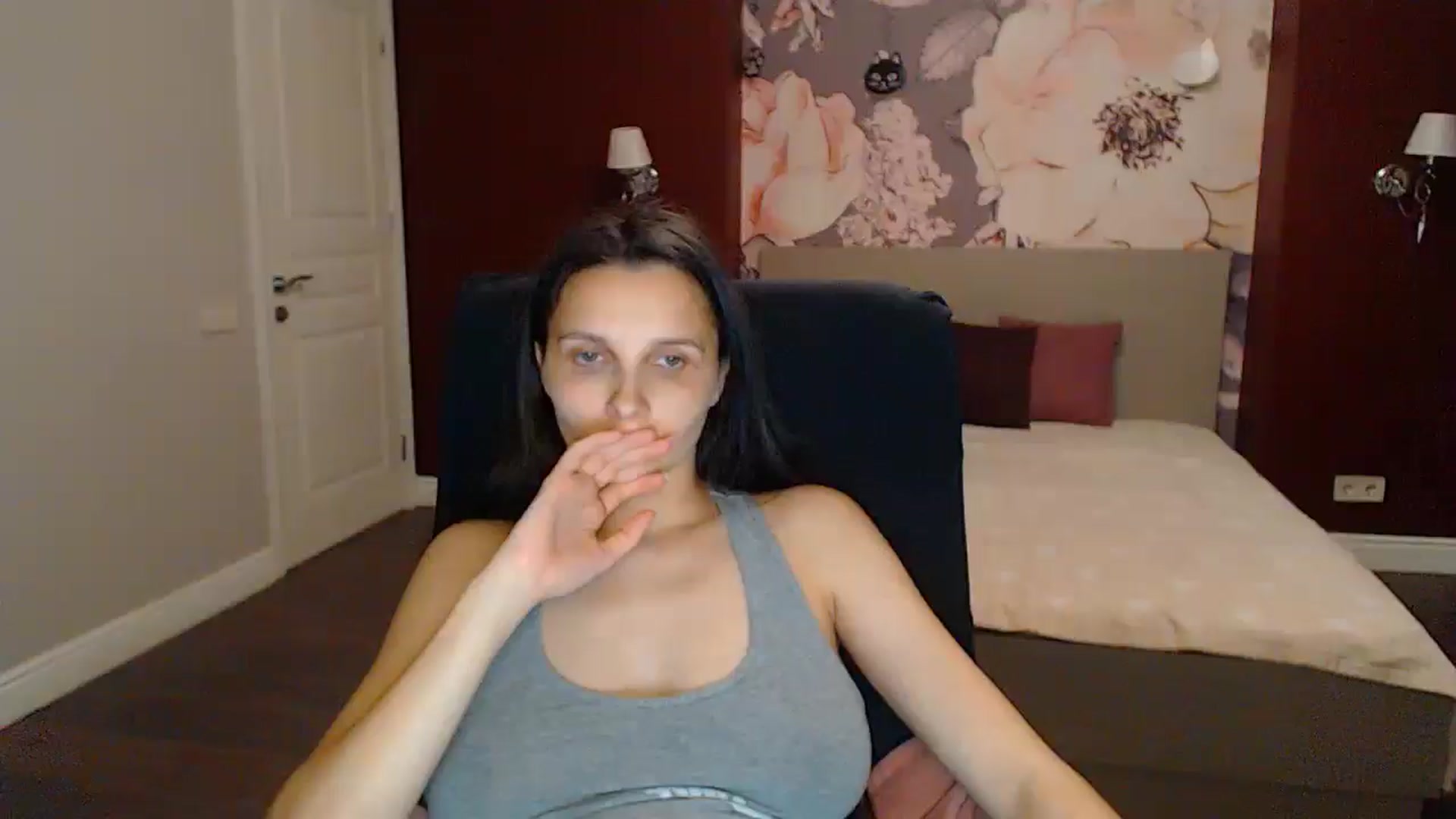 Gallery image thumbnail from Karina_Mils's myfreecams stream on, 07/20/2025, 18:55 image 11 of 20