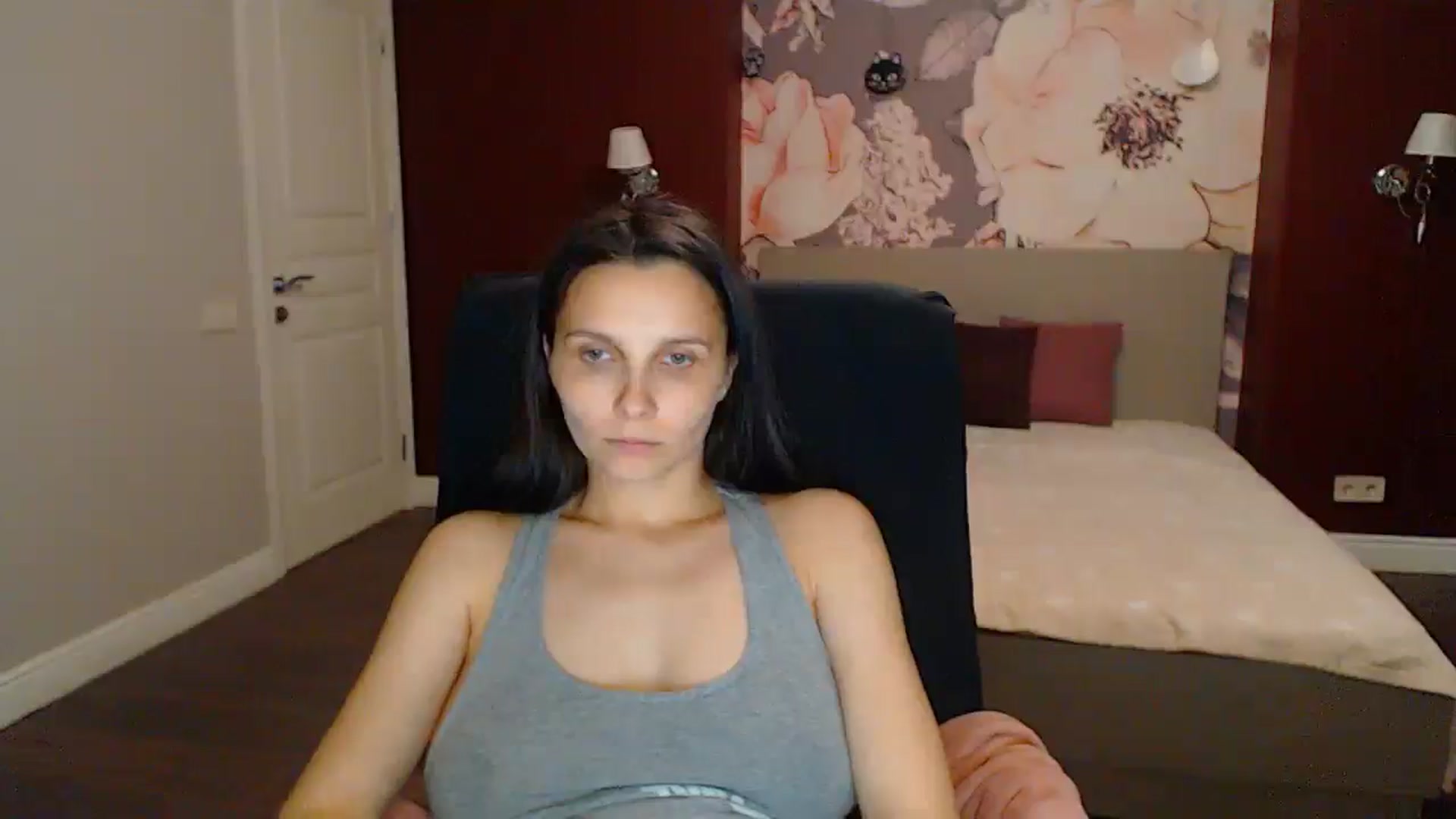 Gallery image thumbnail from Karina_Mils's myfreecams stream on, 07/20/2025, 18:55 image 8 of 20