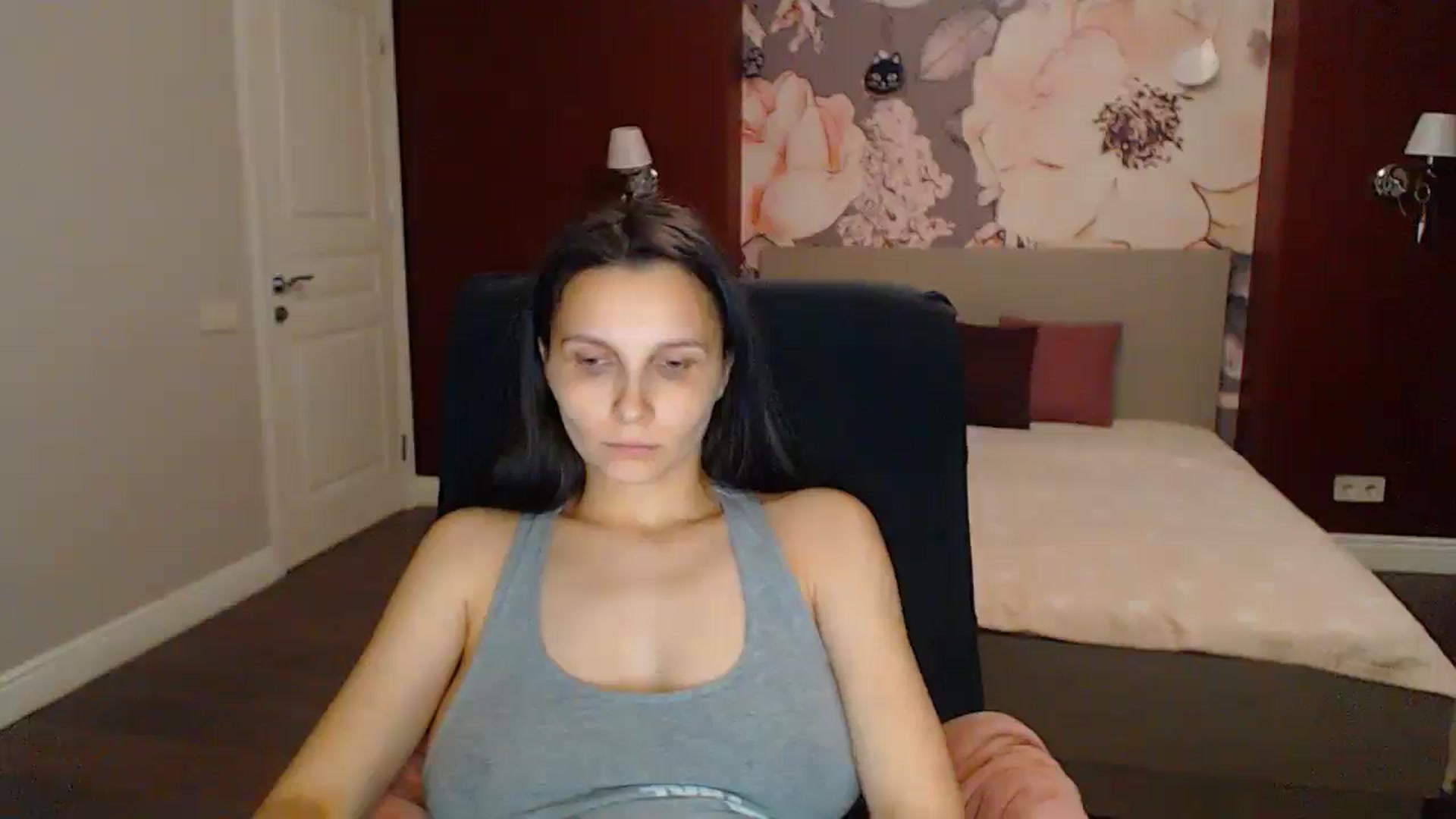 Gallery image thumbnail from Karina_Mils's myfreecams stream on, 07/20/2025, 18:55 image 9 of 20