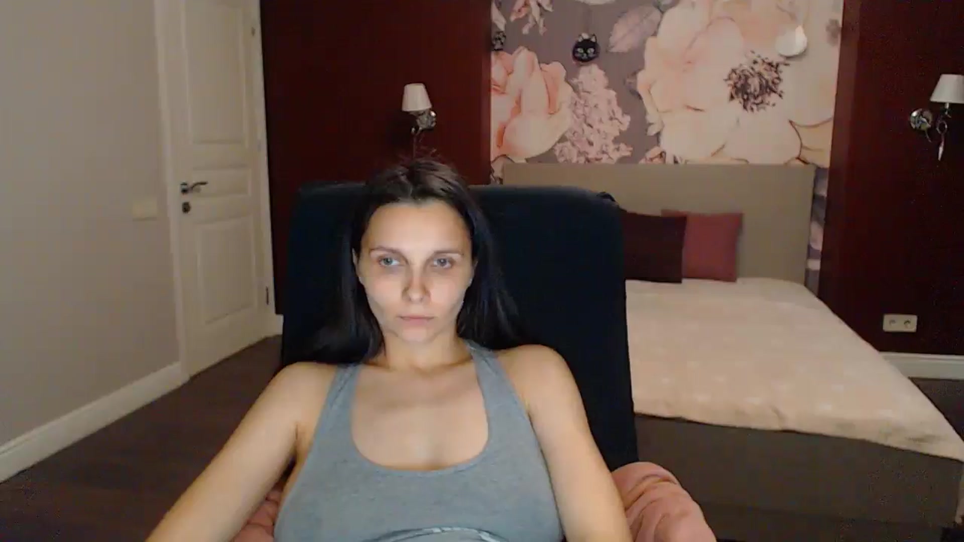 Gallery image thumbnail from Karina_Mils's myfreecams stream on, 07/20/2025, 18:55 image 20 of 20