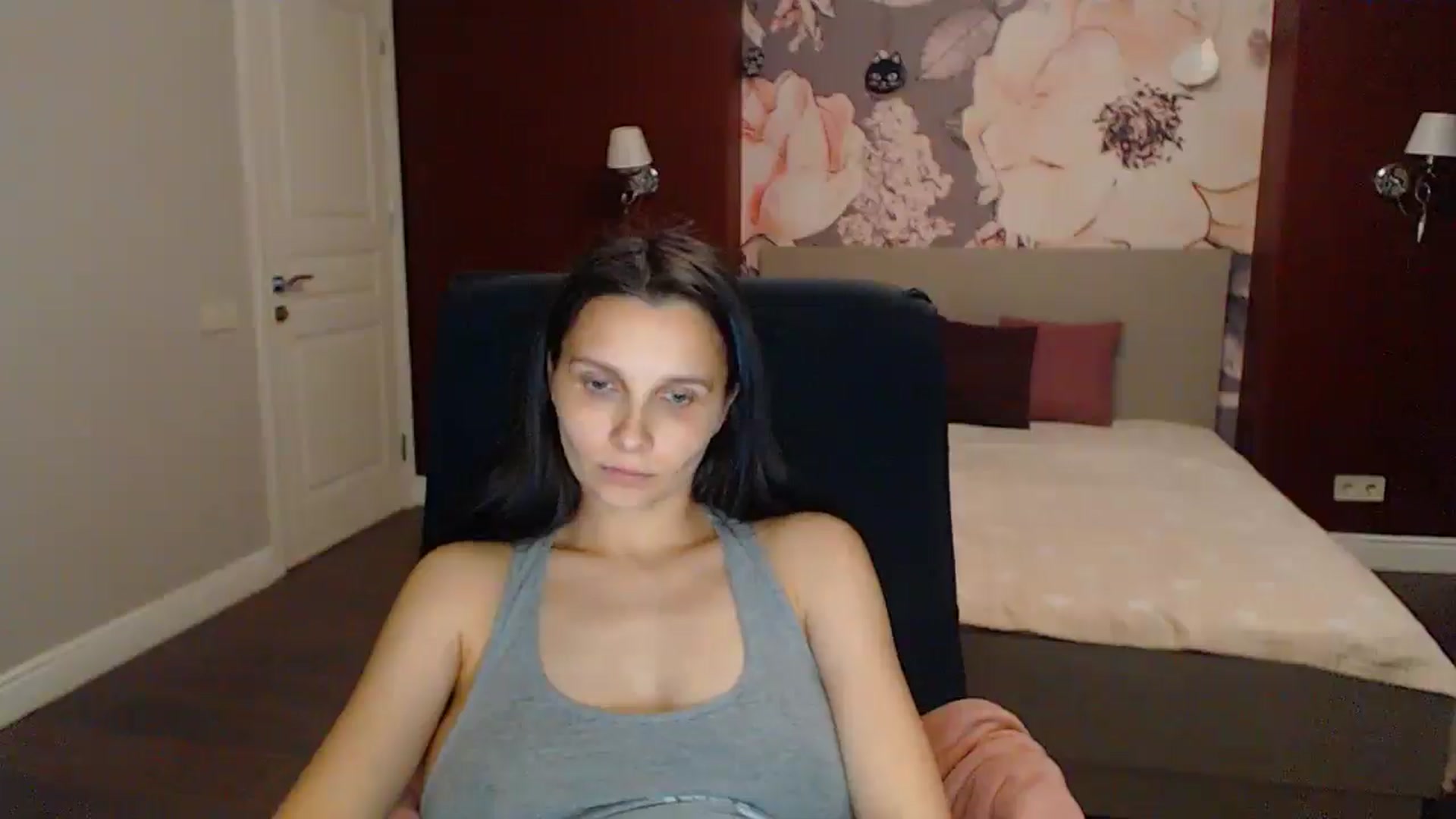 Gallery image thumbnail from Karina_Mils's myfreecams stream on, 07/20/2025, 18:55 image 17 of 20