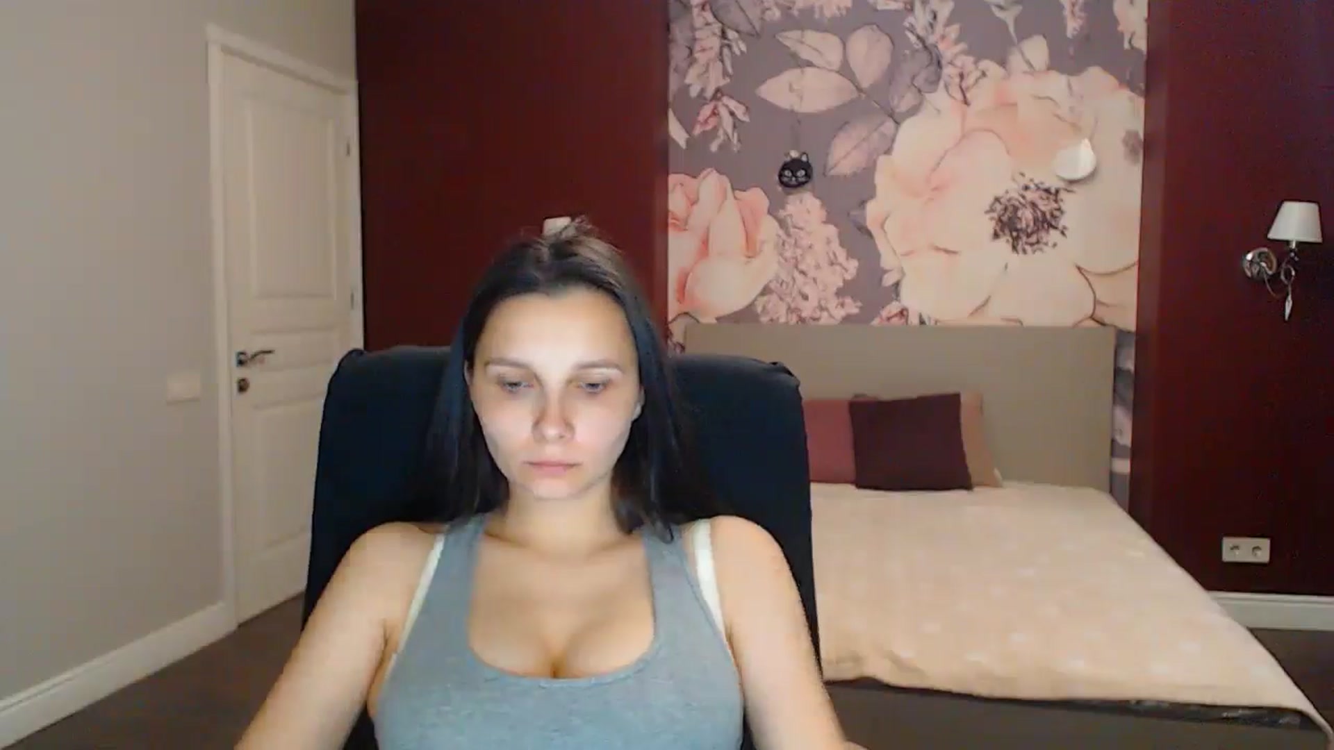 Gallery image thumbnail from Karina_Mils's myfreecams stream on, 08/10/2025, 16:42 image 17 of 20