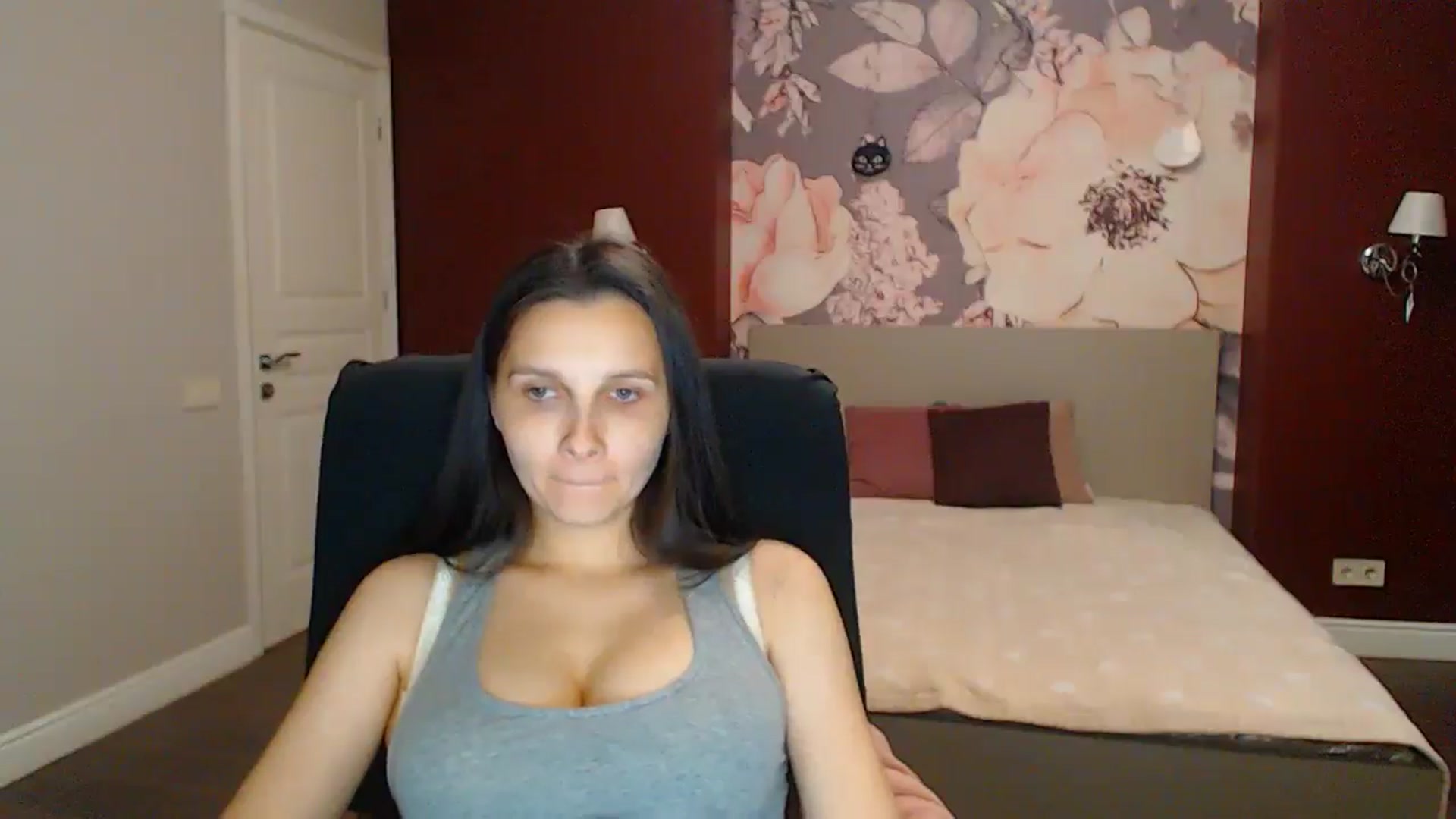 Gallery image thumbnail from Karina_Mils's myfreecams stream on, 08/10/2025, 17:37 image 20 of 20