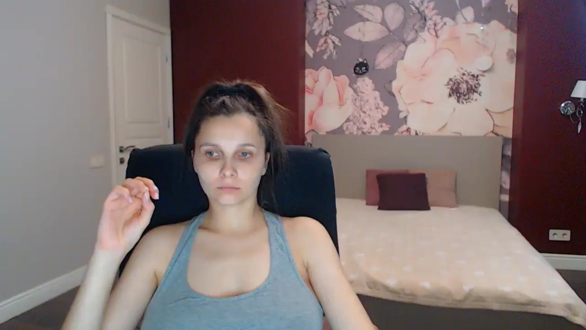Gallery image thumbnail from Karina_Mils's myfreecams stream on, 08/16/2025, 06:59 image 19 of 20
