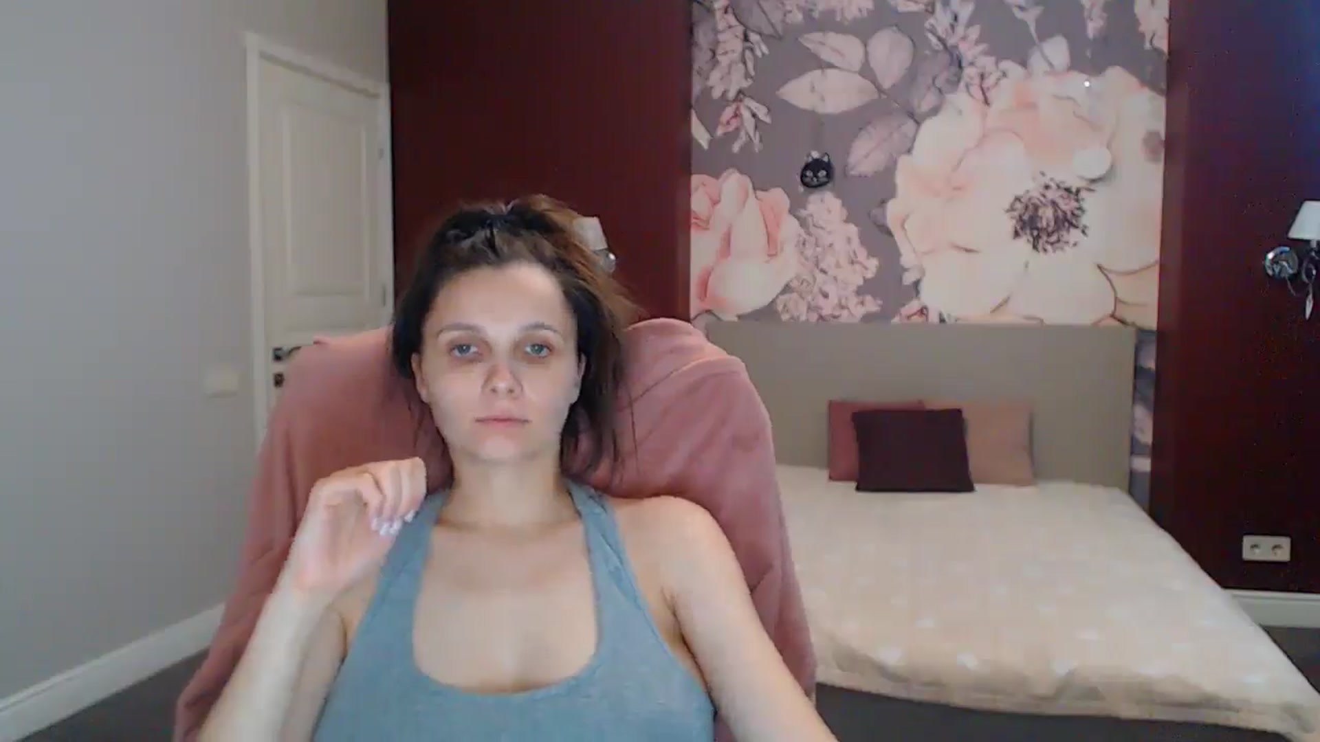 Gallery image thumbnail from Karina_Mils's myfreecams stream on, 08/16/2025, 09:22 image 7 of 20