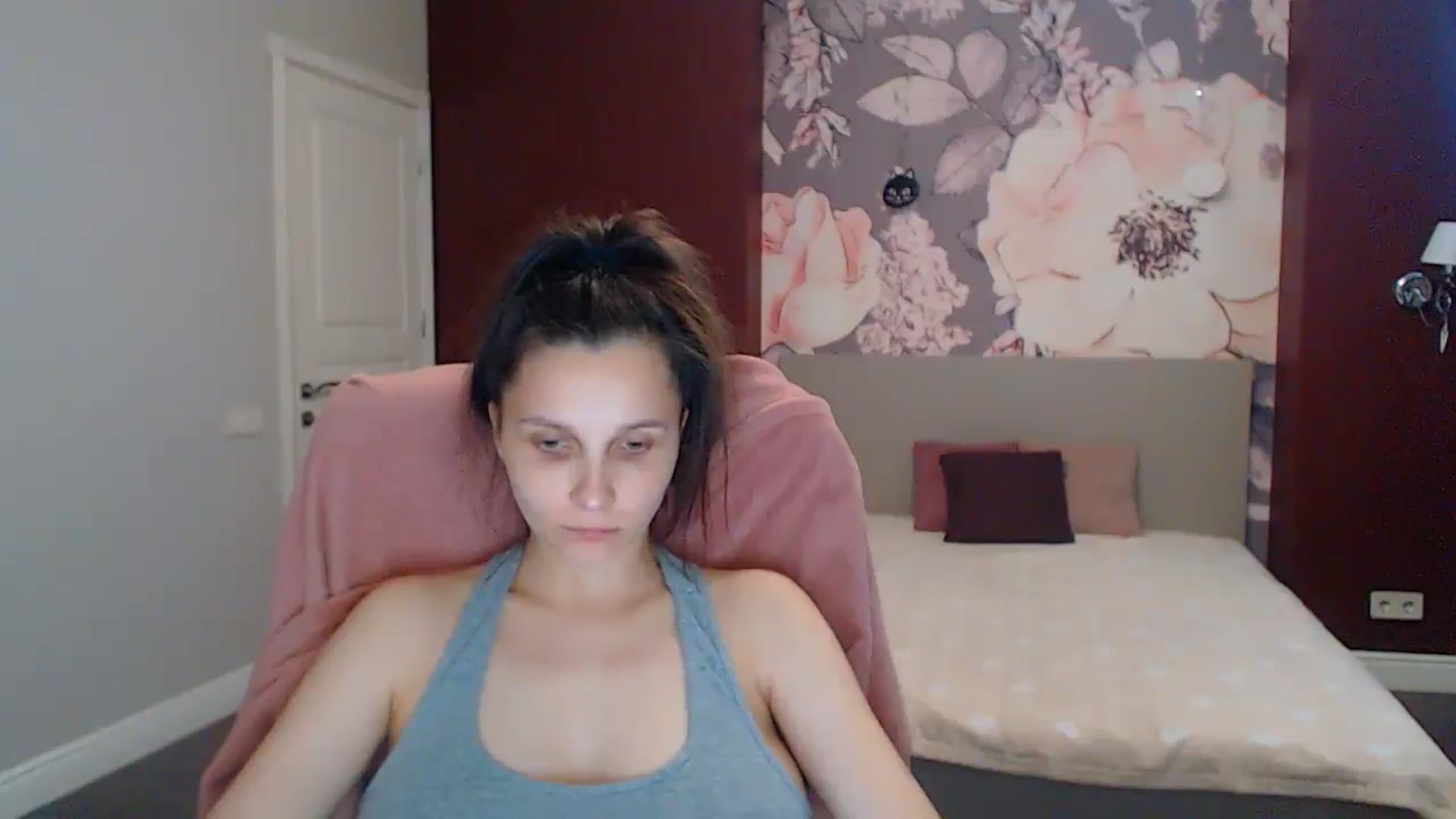 Gallery image thumbnail from Karina_Mils's myfreecams stream on, 08/16/2025, 09:22 image 5 of 20