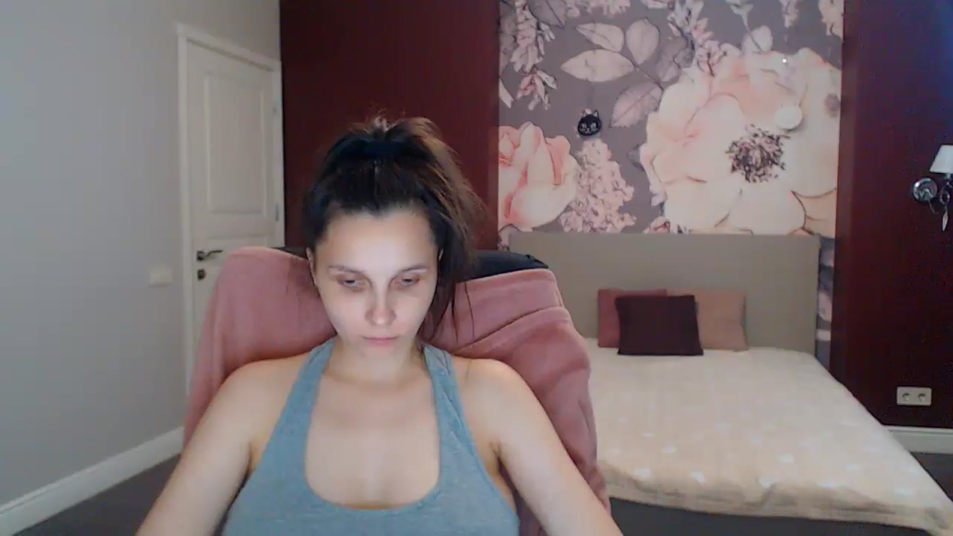 Gallery image thumbnail from Karina_Mils's myfreecams stream on, 08/16/2025, 09:22 image 18 of 20