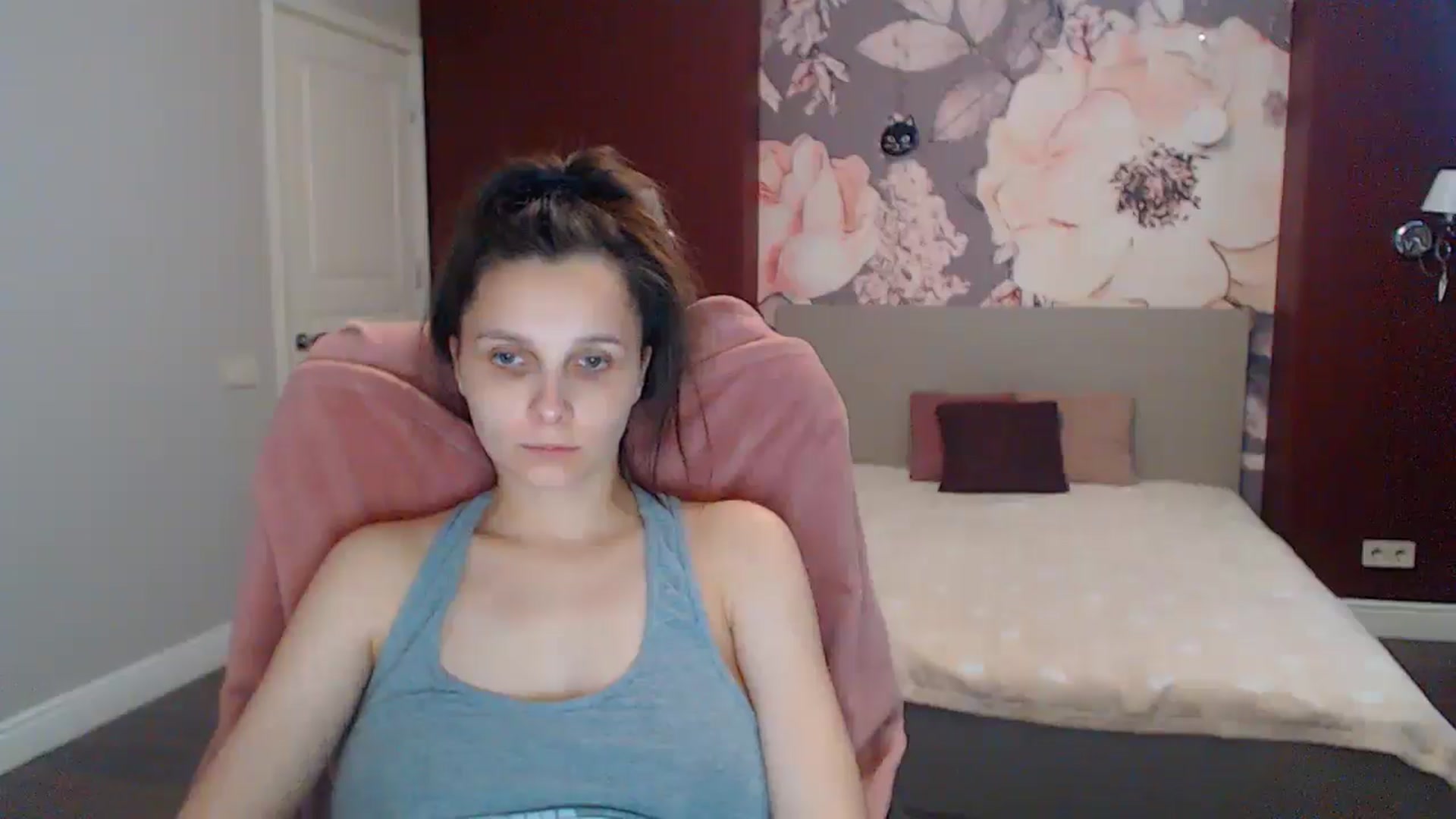 Gallery image thumbnail from Karina_Mils's myfreecams stream on, 08/16/2025, 09:22 image 3 of 20