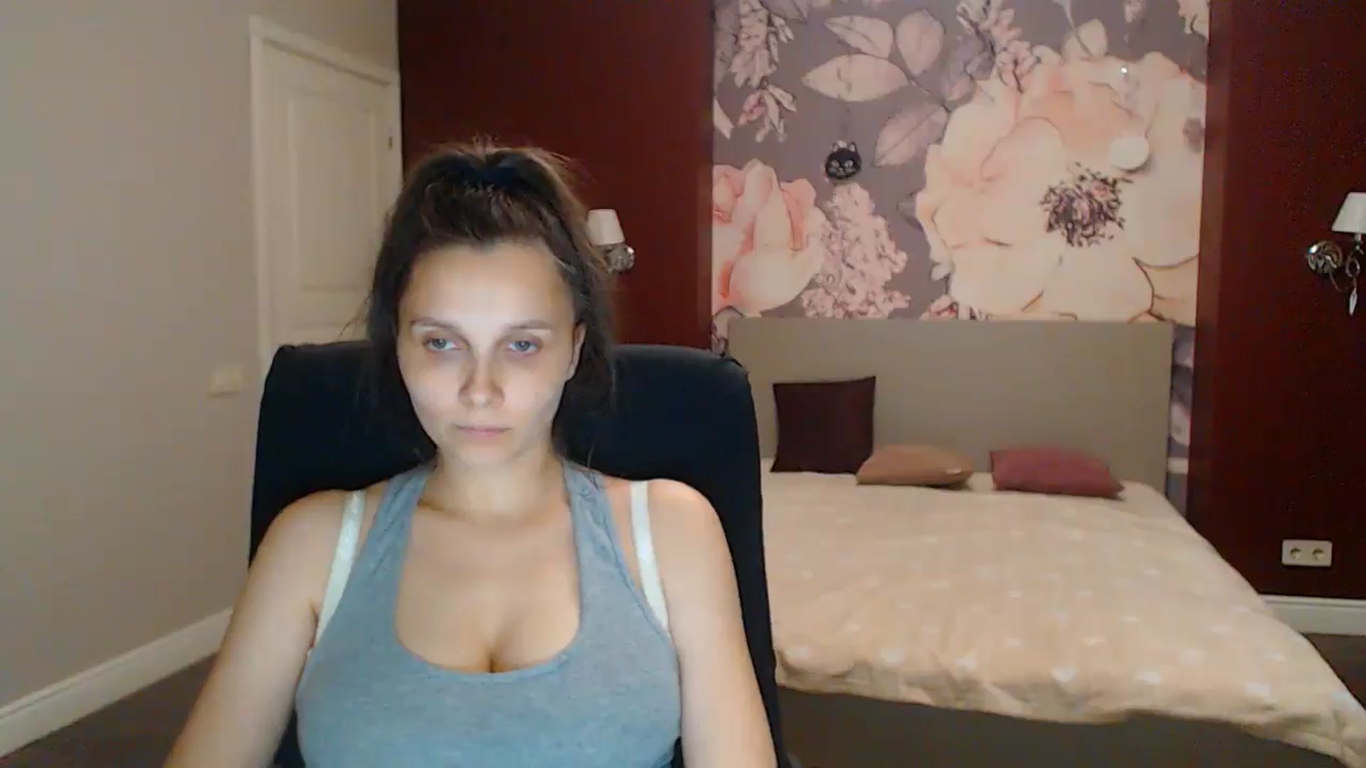 Gallery image thumbnail from Karina_Mils's myfreecams stream on, 08/17/2025, 19:21 image 20 of 20
