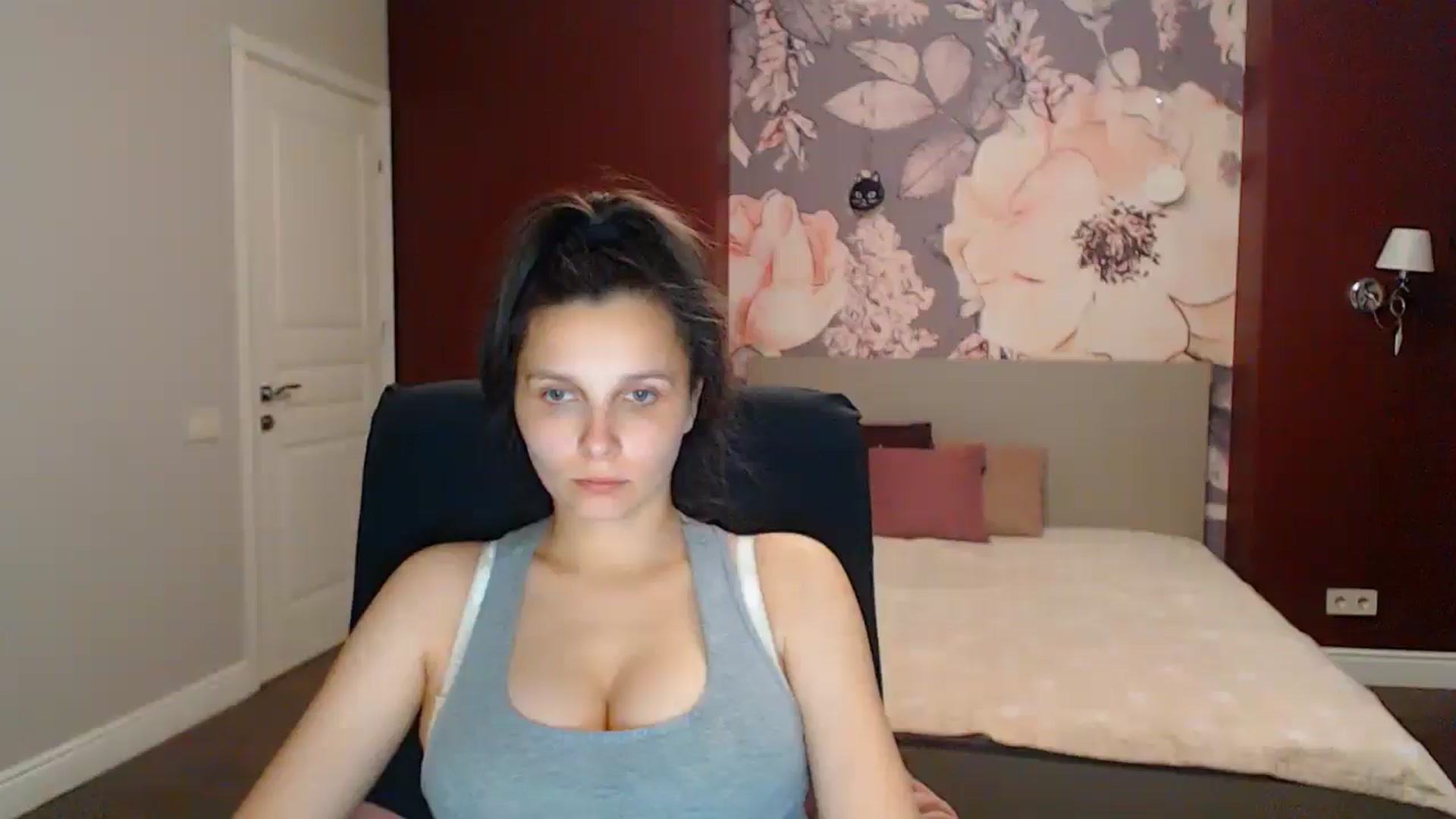 Gallery image thumbnail from Karina_Mils's myfreecams stream on, 08/22/2025, 16:53 image 1 of 20