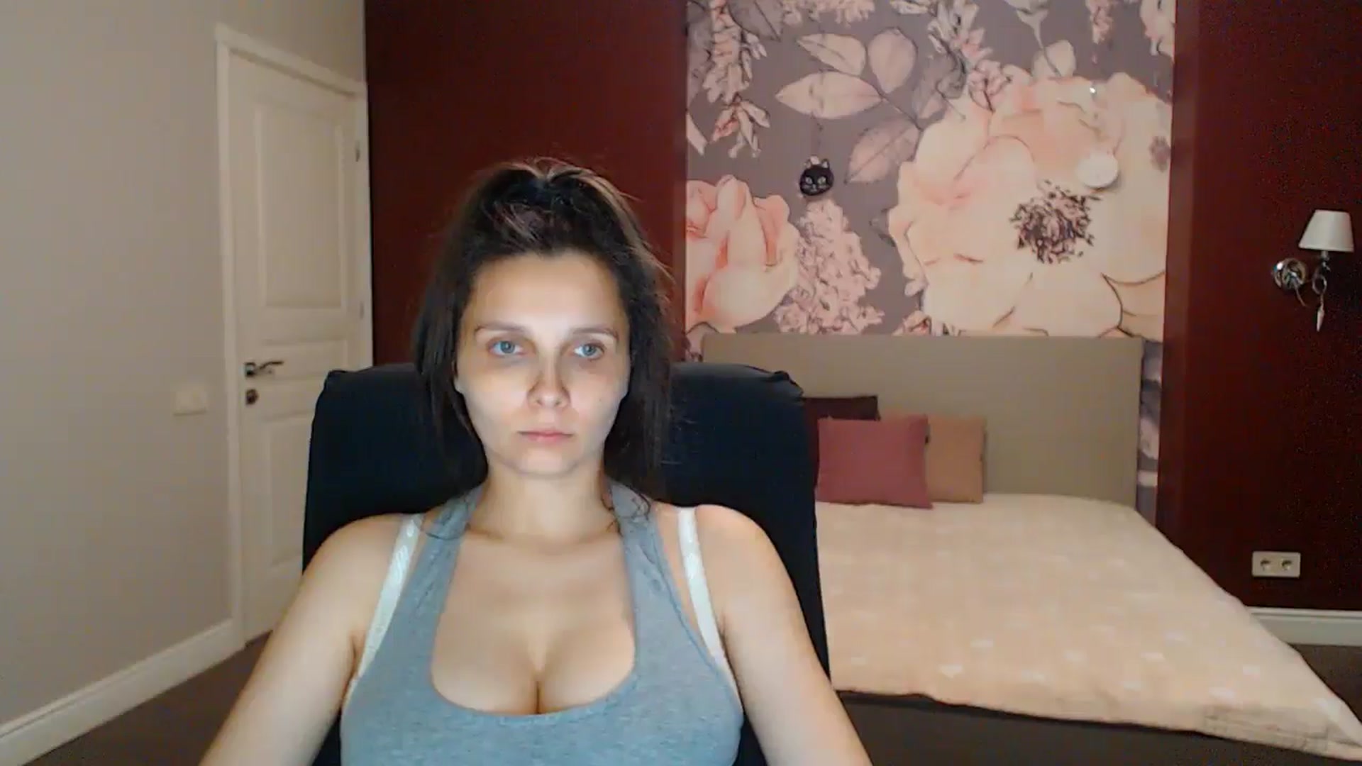 Gallery image thumbnail from Karina_Mils's myfreecams stream on, 08/22/2025, 19:44 image 20 of 20