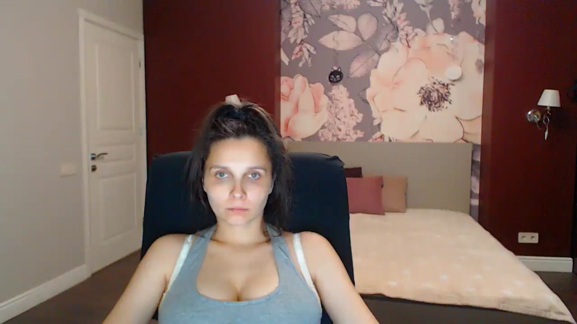 Gallery image thumbnail from Karina_Mils's myfreecams stream on, 08/22/2025, 19:44 image 2 of 20