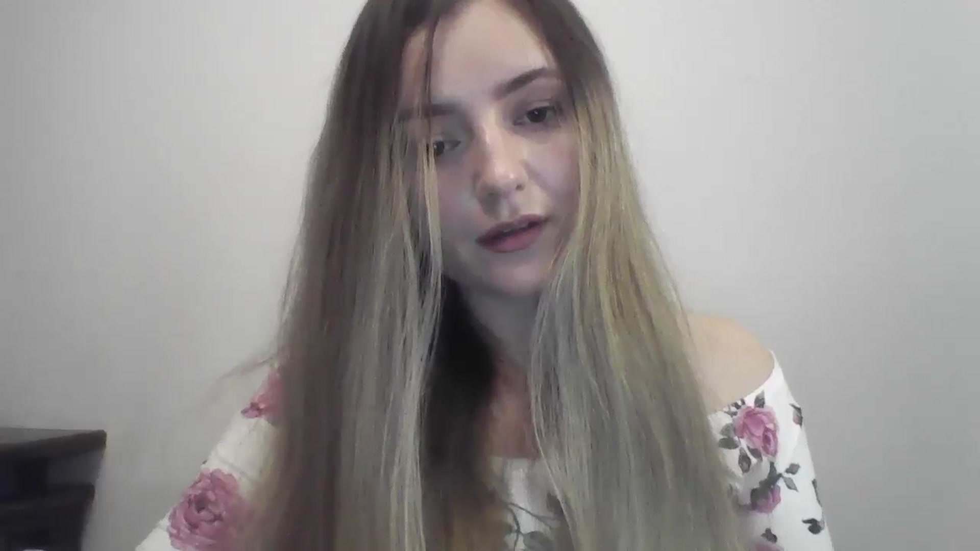 Gallery image thumbnail from Kariulovely's myfreecams stream on, 09/01/2024, 18:29 image 13 of 20