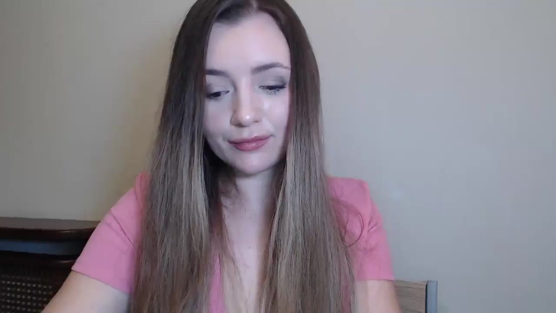 Gallery image thumbnail from Kariulovely's myfreecams stream on, 02/03/2025, 01:18 image 11 of 20