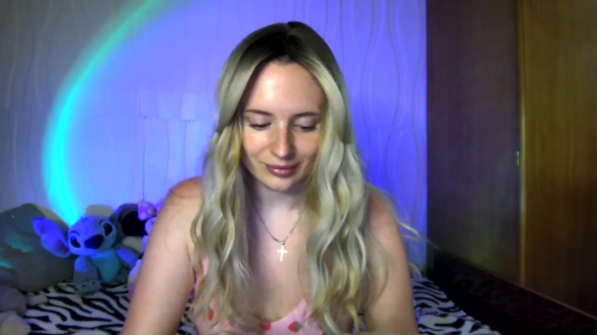 Gallery image thumbnail from KarlaHills's myfreecams stream on, 07/12/2024, 10:52 image 3 of 20