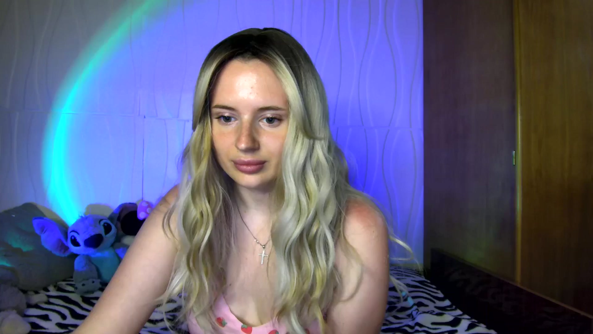 Gallery image thumbnail from KarlaHills's myfreecams stream on, 07/12/2024, 10:52 image 13 of 20