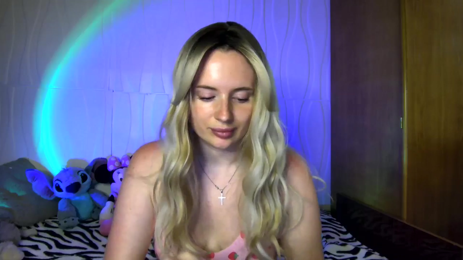 Gallery image thumbnail from KarlaHills's myfreecams stream on, 07/12/2024, 10:52 image 19 of 20