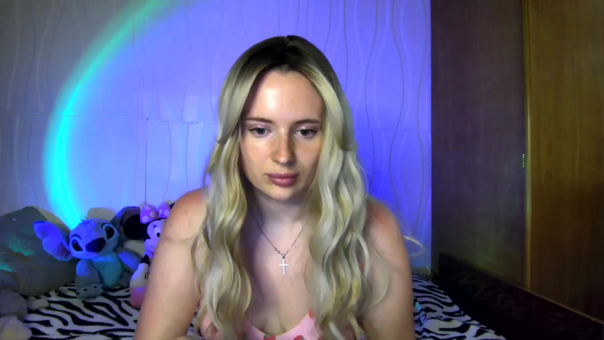 Gallery image thumbnail from KarlaHills's myfreecams stream on, 07/12/2024, 10:52 image 20 of 20
