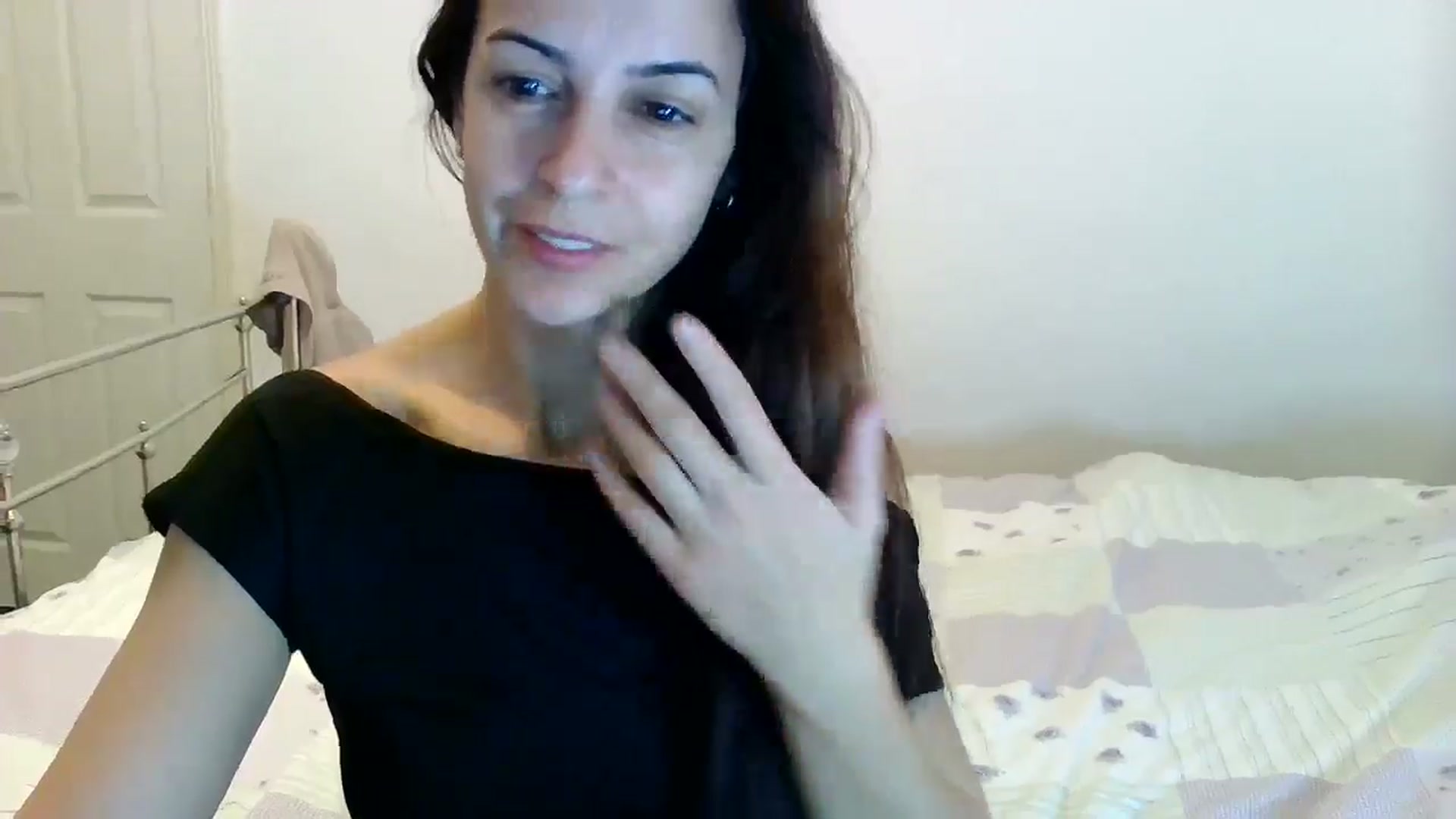 Gallery image thumbnail from KarlaOlivia's myfreecams stream on, 11/08/2024, 09:41 image 14 of 20
