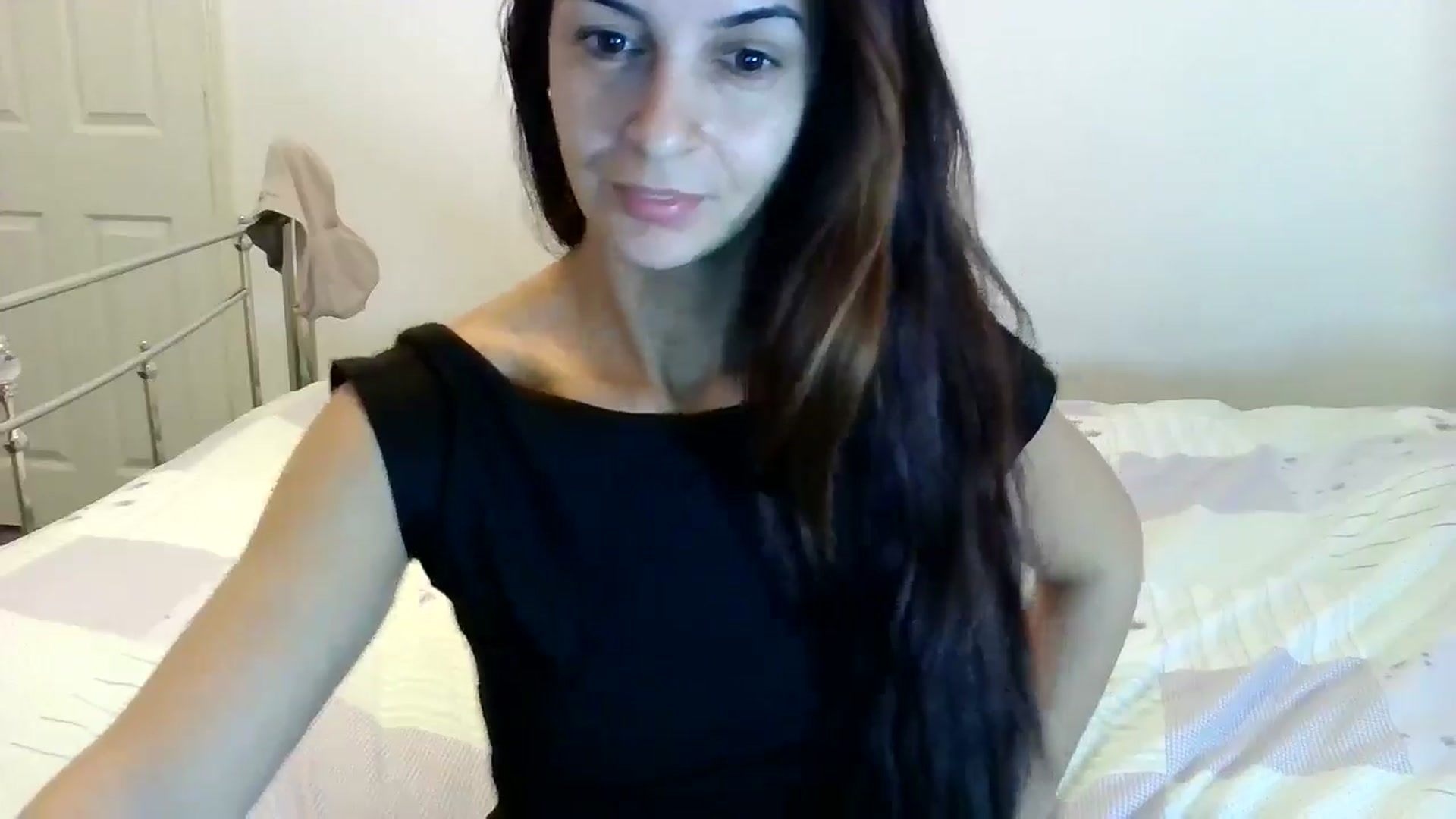 Gallery image thumbnail from KarlaOlivia's myfreecams stream on, 11/08/2024, 11:20 image 14 of 20