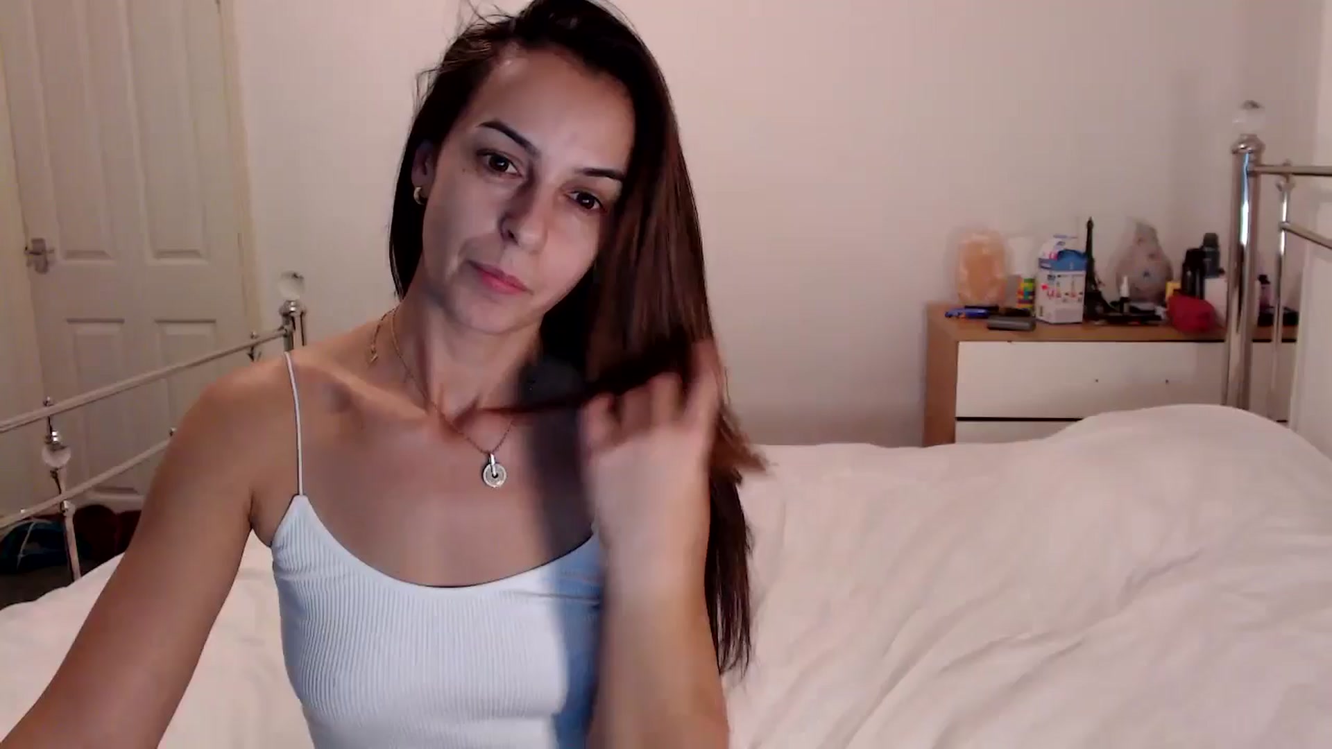Gallery image thumbnail from KarlaOlivia's myfreecams stream on, 11/14/2024, 19:47 image 15 of 20