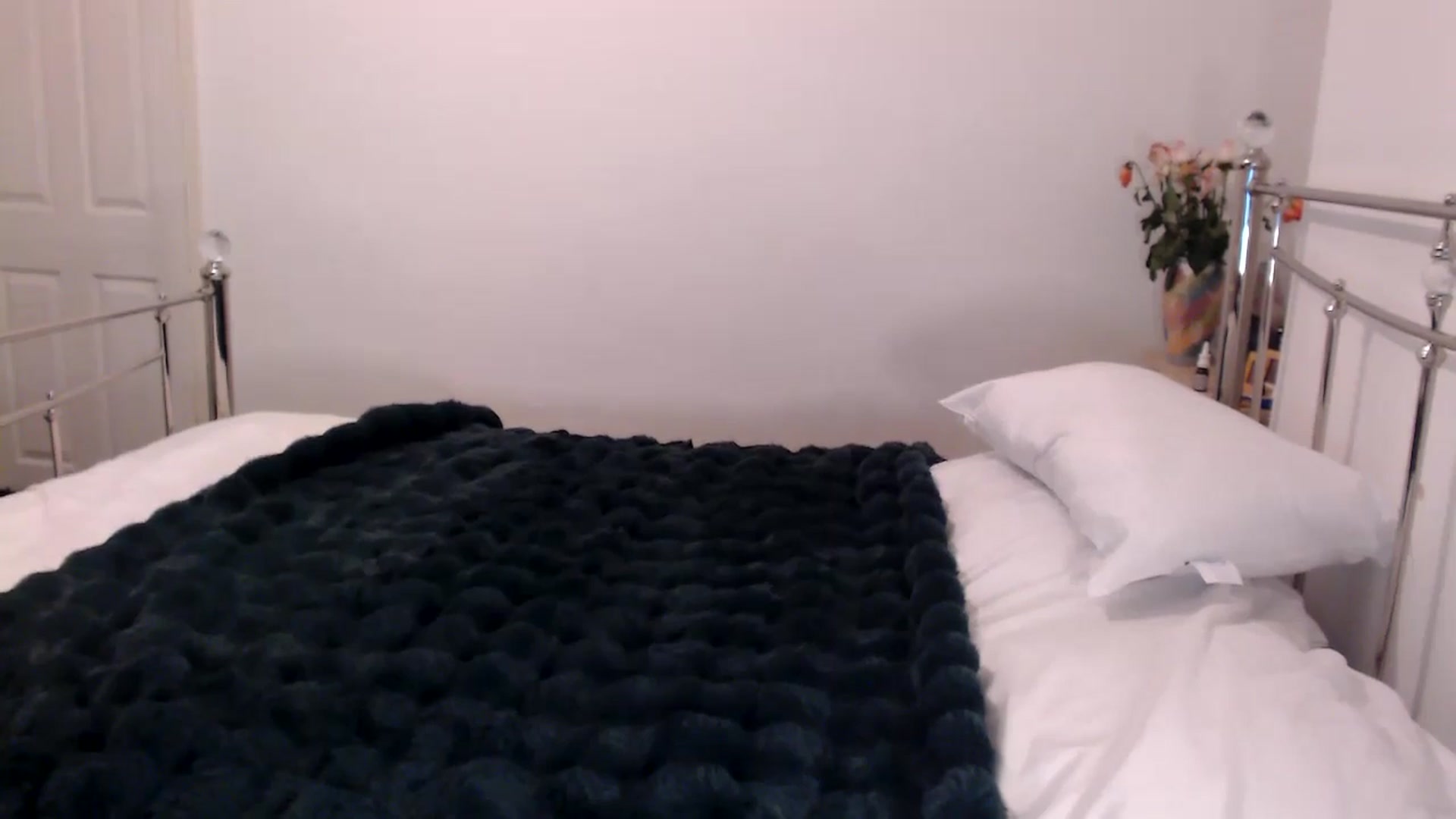 Gallery image thumbnail from KarlaOlivia's myfreecams stream on, 11/17/2024, 20:21 image 15 of 20