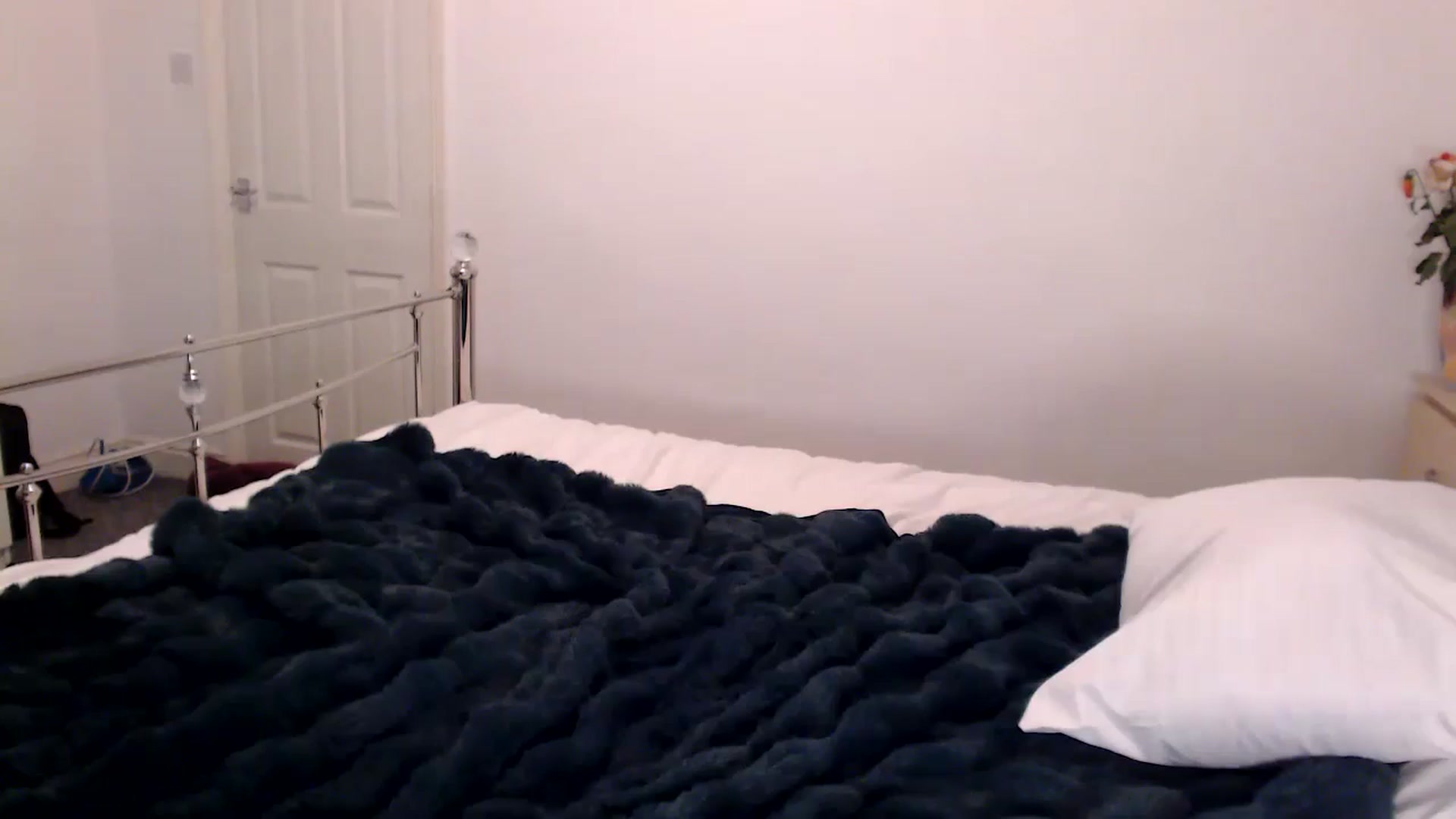 Gallery image thumbnail from KarlaOlivia's myfreecams stream on, 11/18/2024, 20:00 image 19 of 20