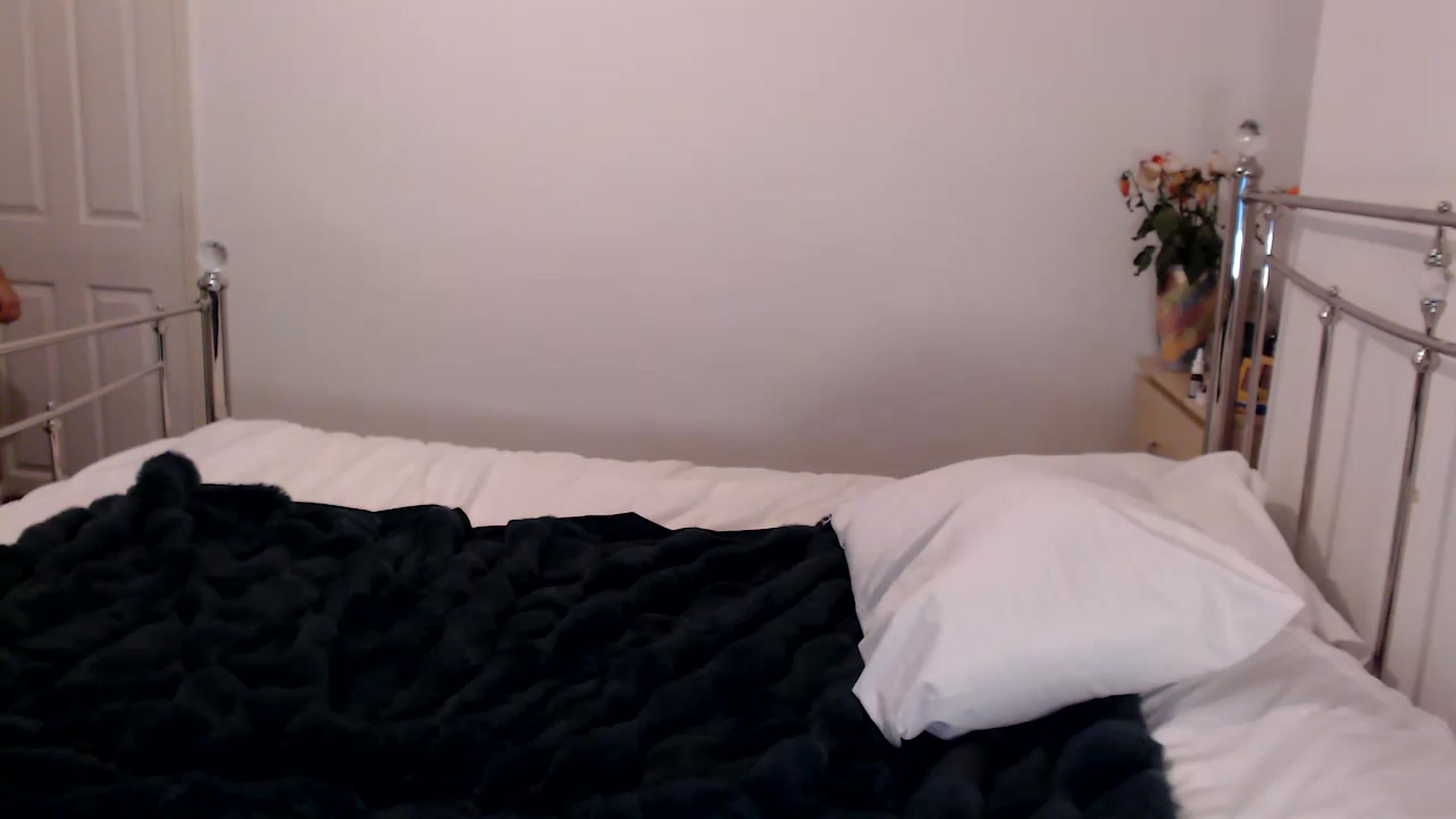 Gallery image thumbnail from KarlaOlivia's myfreecams stream on, 11/18/2024, 20:00 image 12 of 20