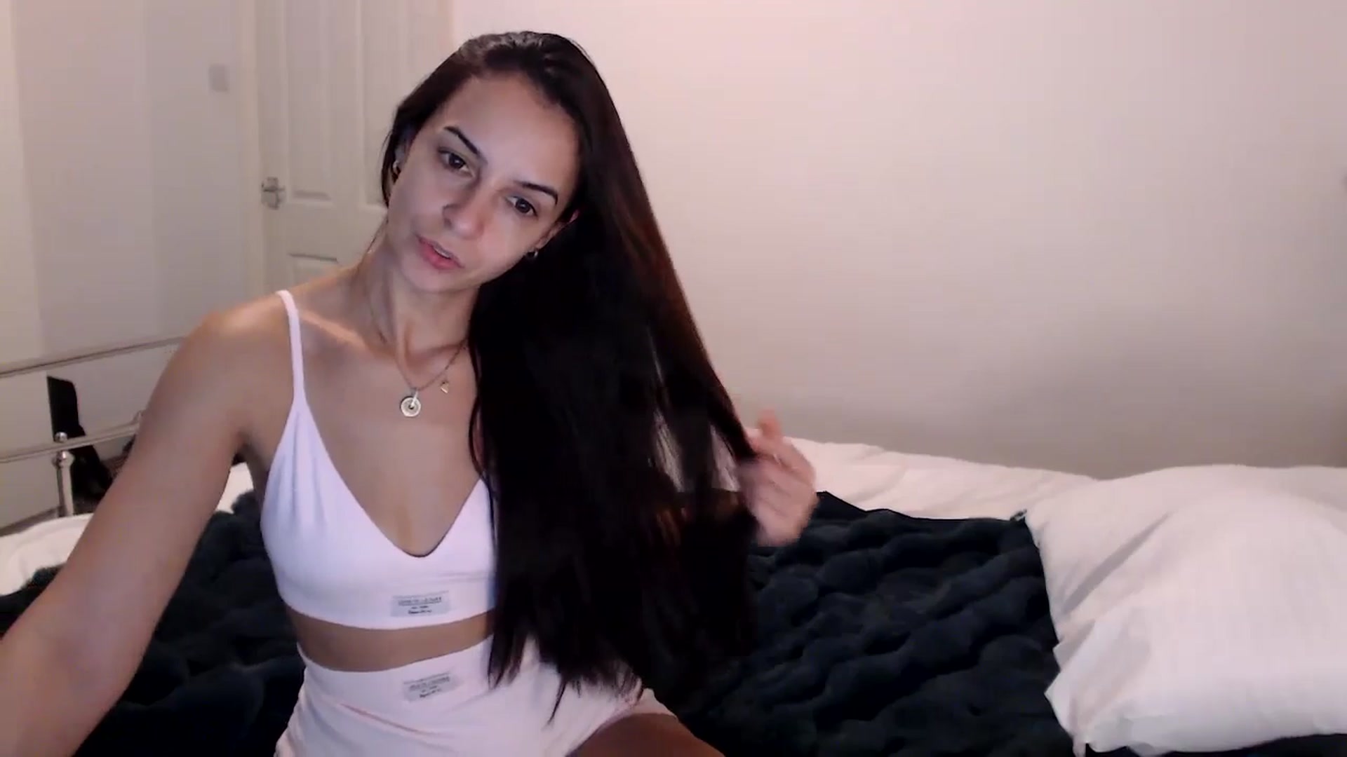 Gallery image thumbnail from KarlaOlivia's myfreecams stream on, 11/18/2024, 20:00 image 6 of 20