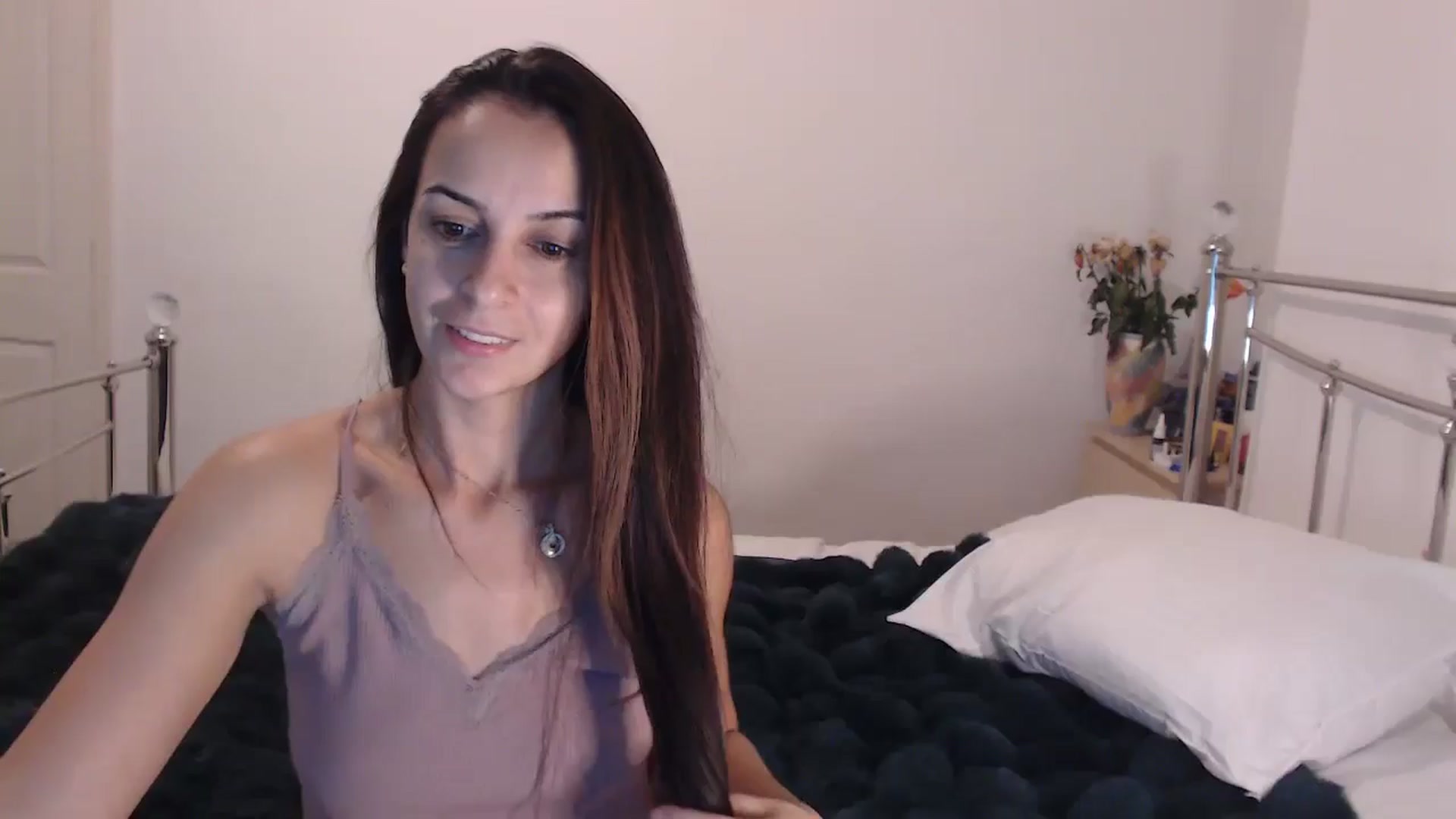 Gallery image thumbnail from KarlaOlivia's myfreecams stream on, 11/19/2024, 21:20 image 2 of 20