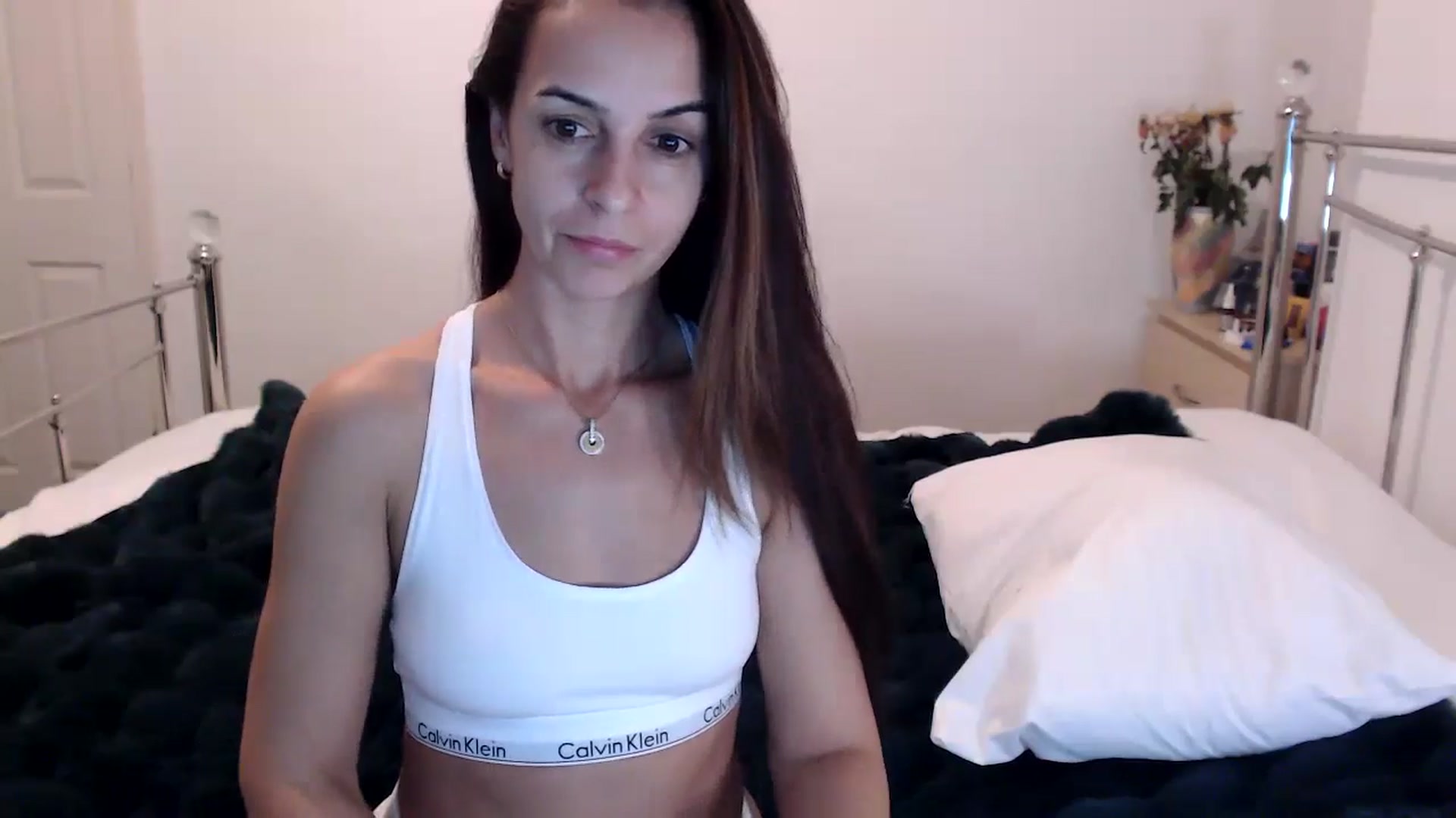 Gallery image thumbnail from KarlaOlivia's myfreecams stream on, 11/20/2024, 22:53 image 13 of 20