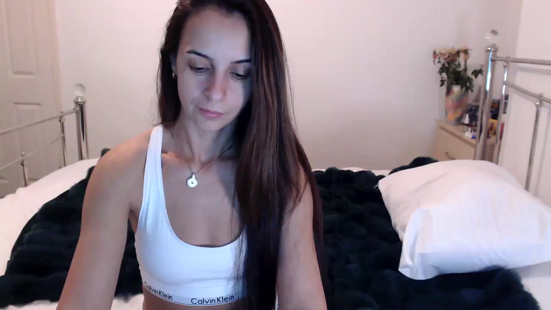Gallery image thumbnail from KarlaOlivia's myfreecams stream on, 11/20/2024, 23:34 image 5 of 20
